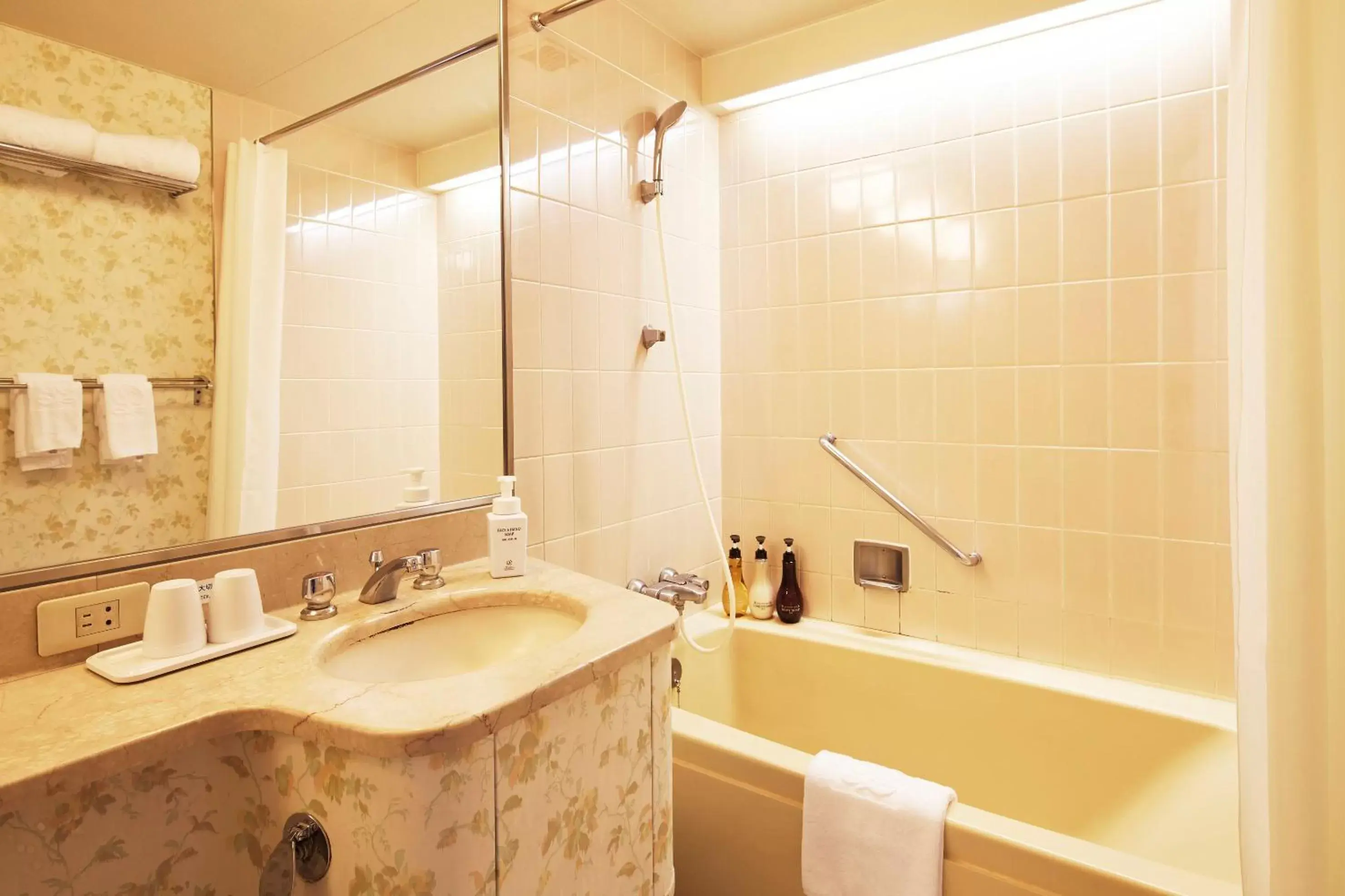 Bathroom in Tokyo Prince Hotel
