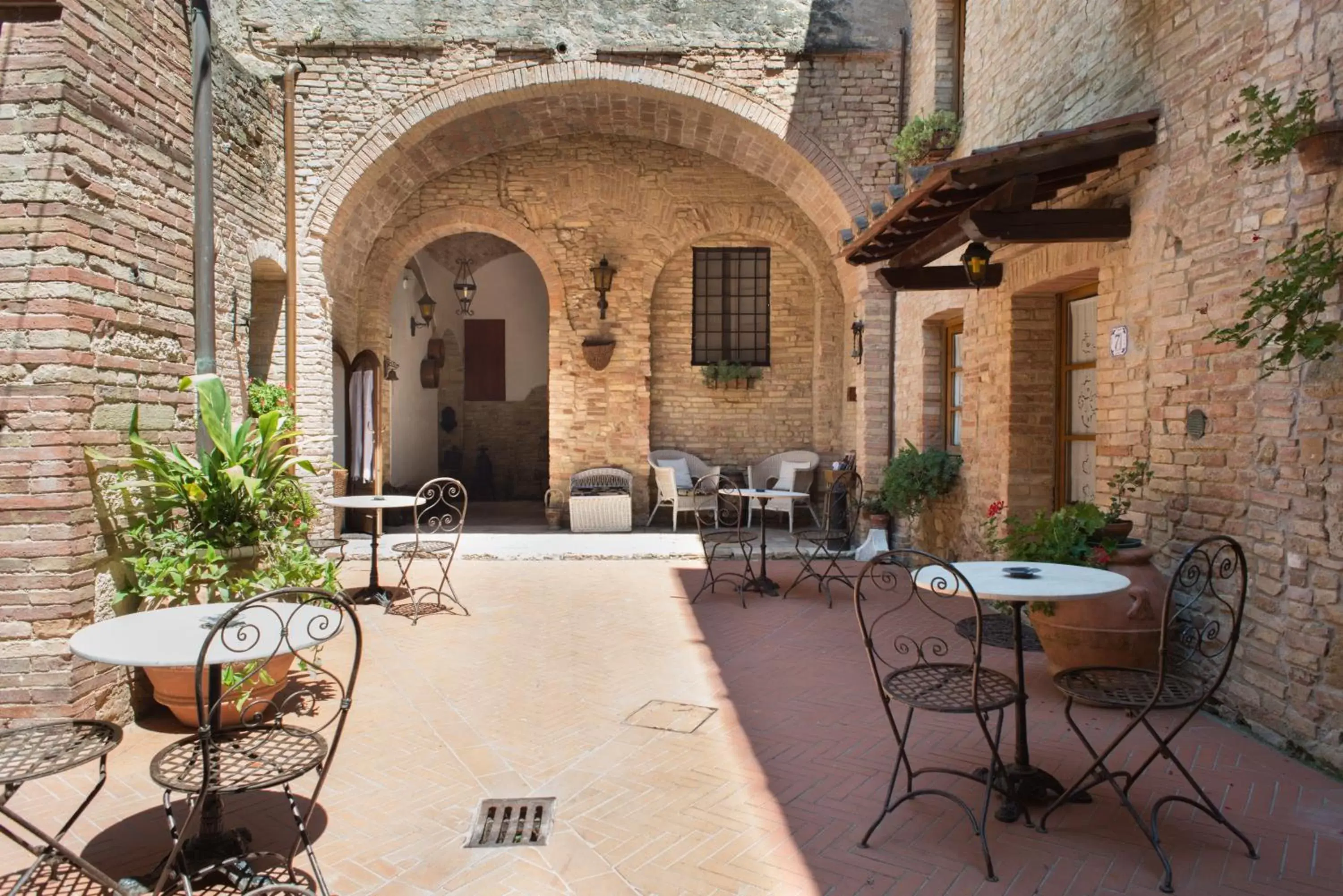 Patio, Patio/Outdoor Area in Residenza D'Epoca Palazzo Buonaccorsi