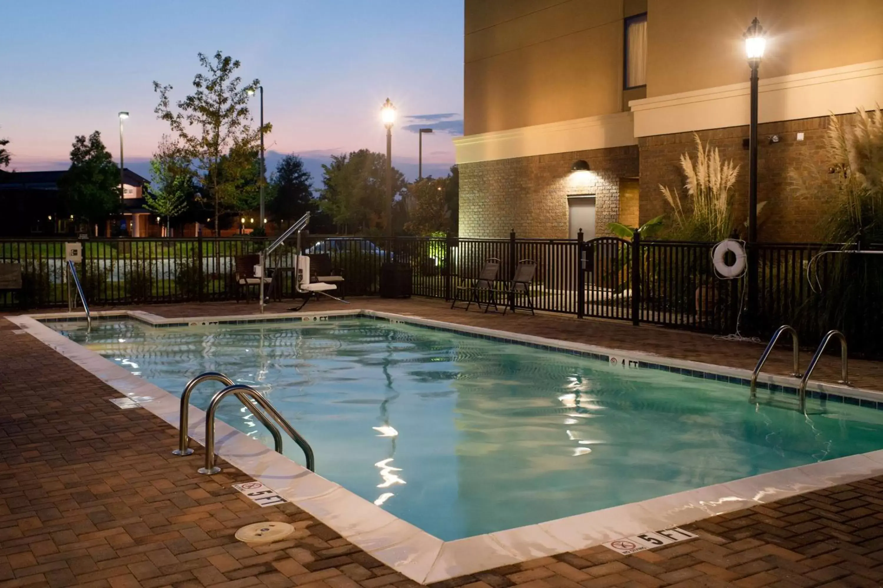 Pool view, Swimming Pool in Hampton Inn Oxford/Conference Center