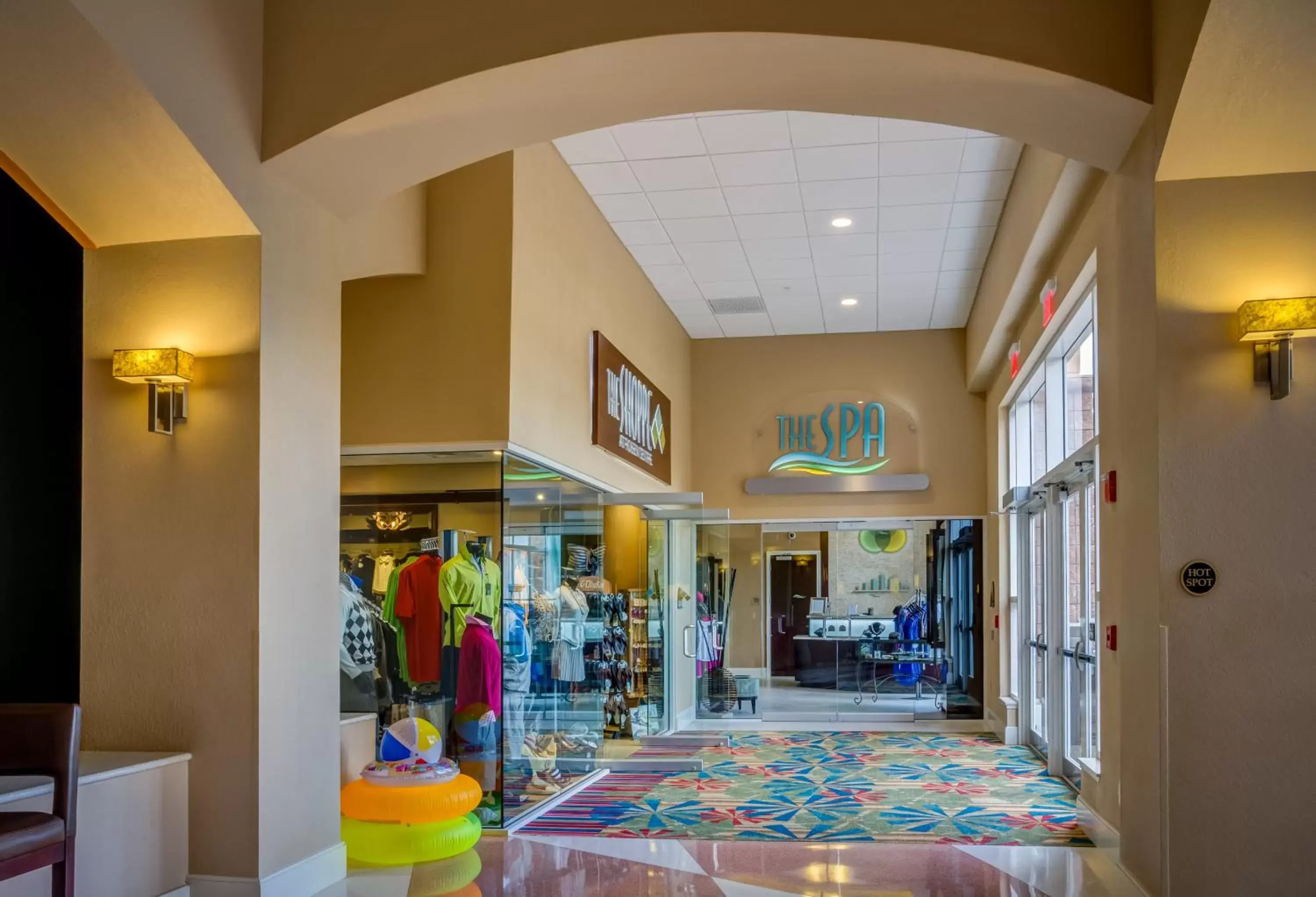 On-site shops in Rosen Centre Hotel Orlando Convention Center