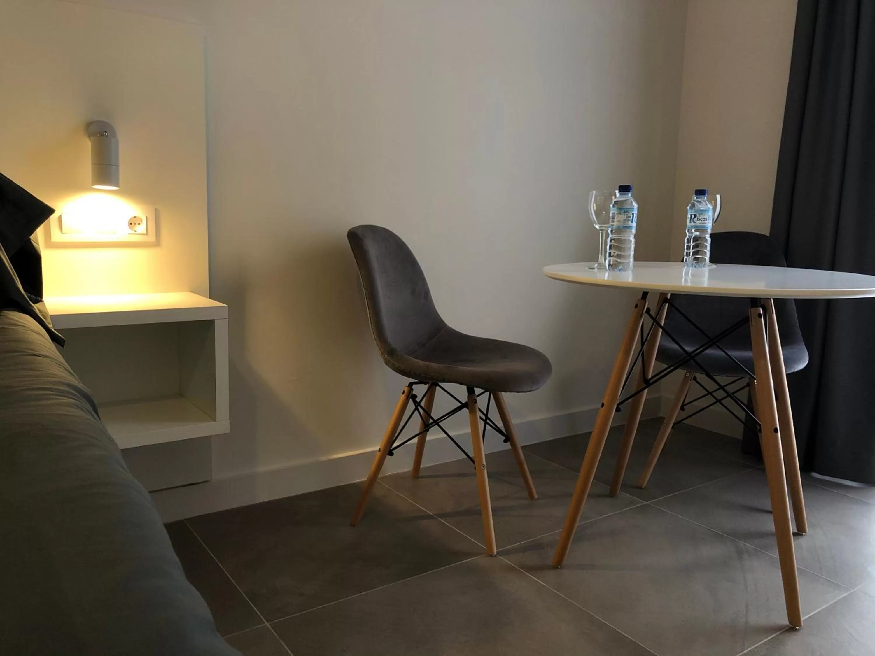 Photo of the whole room in Hotel Gran Sol De Extremadura