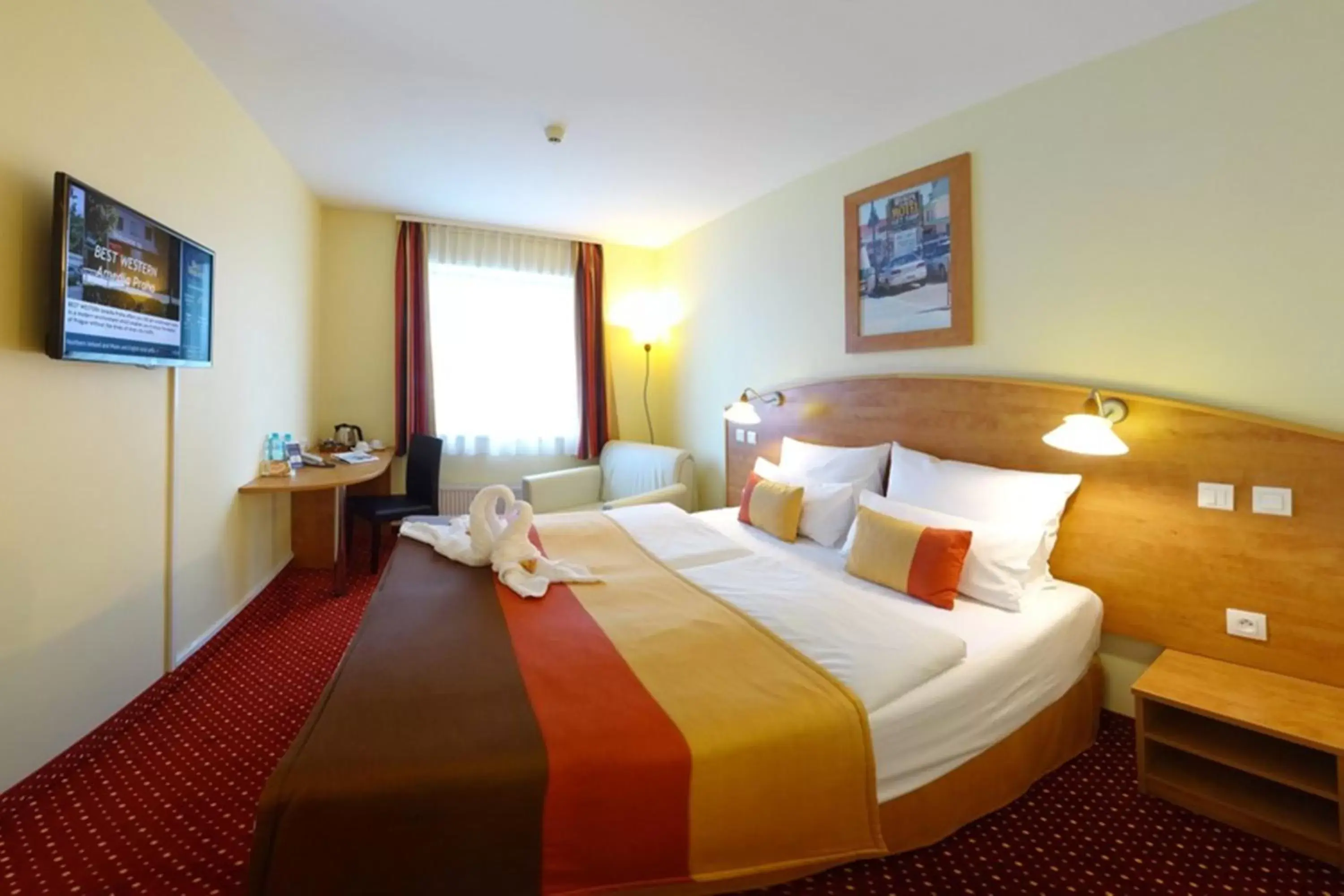 Photo of the whole room, Bed in Amedia Express Prague, Trademark Collection by Wyndham