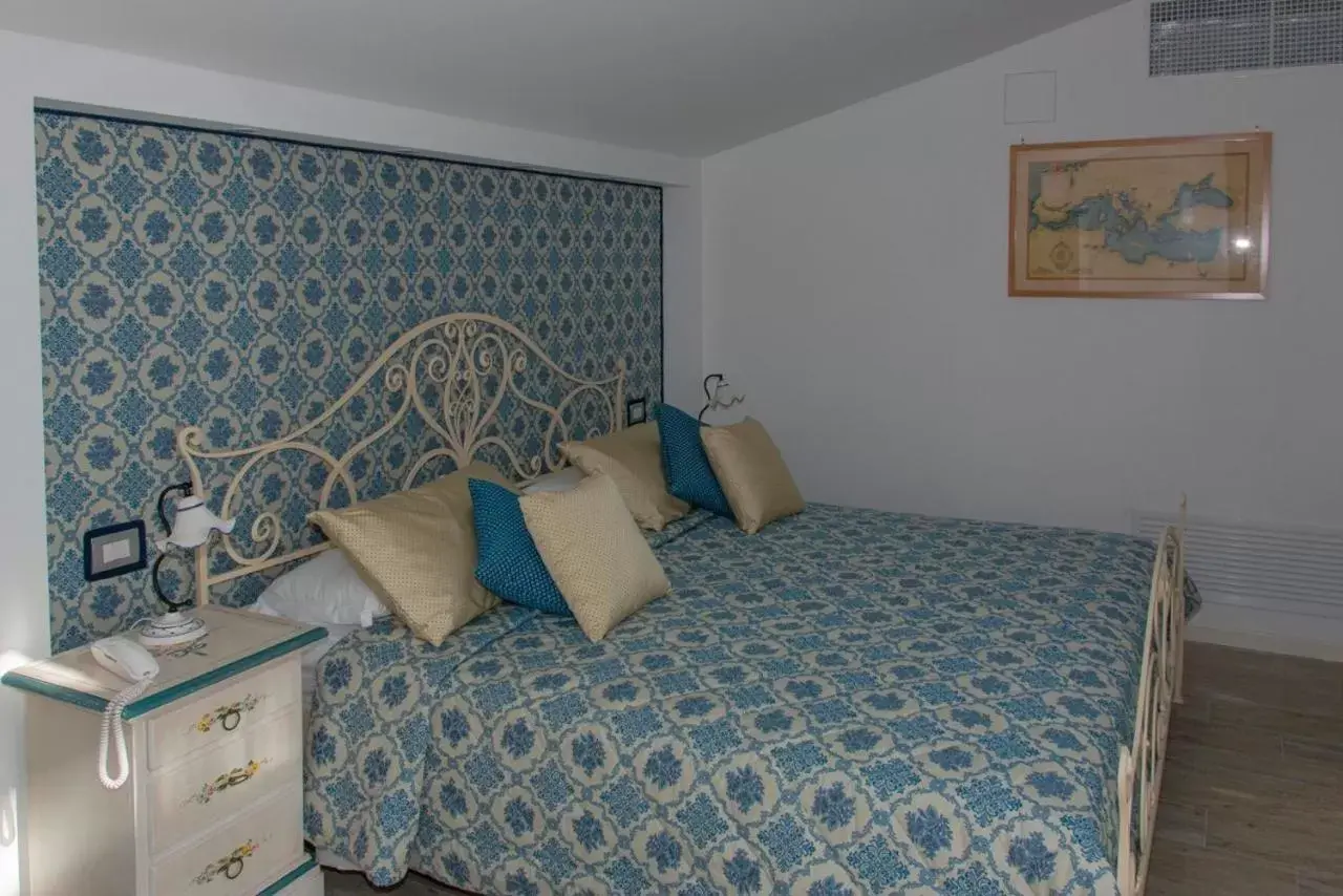 Photo of the whole room, Bed in Hotel Sant'Antonin