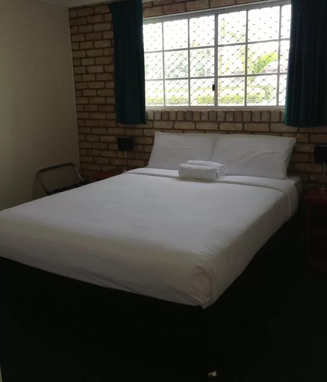 Day, Bed in Caboolture Motel