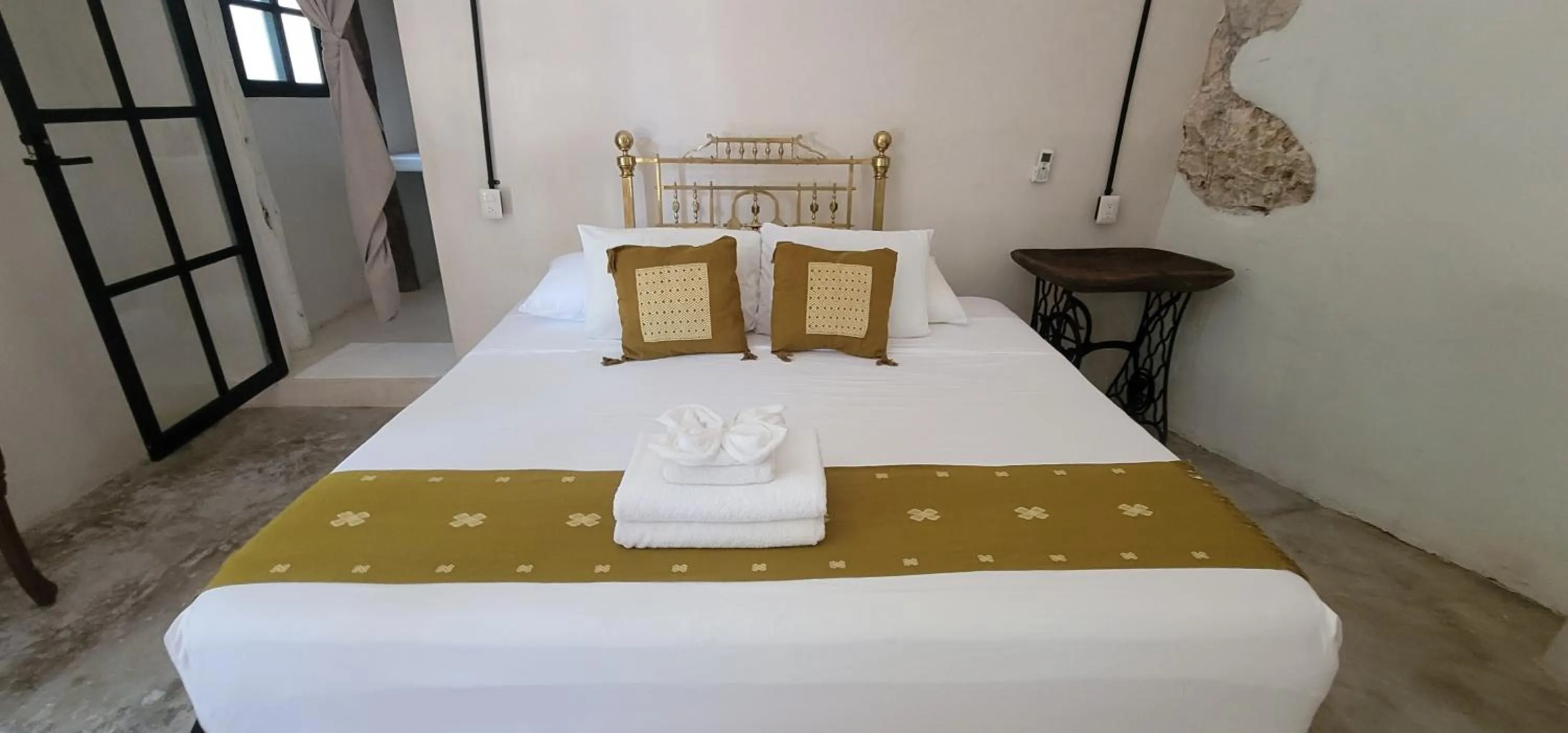 Bed in Casa Ambar Hotel & Boutique Tulum