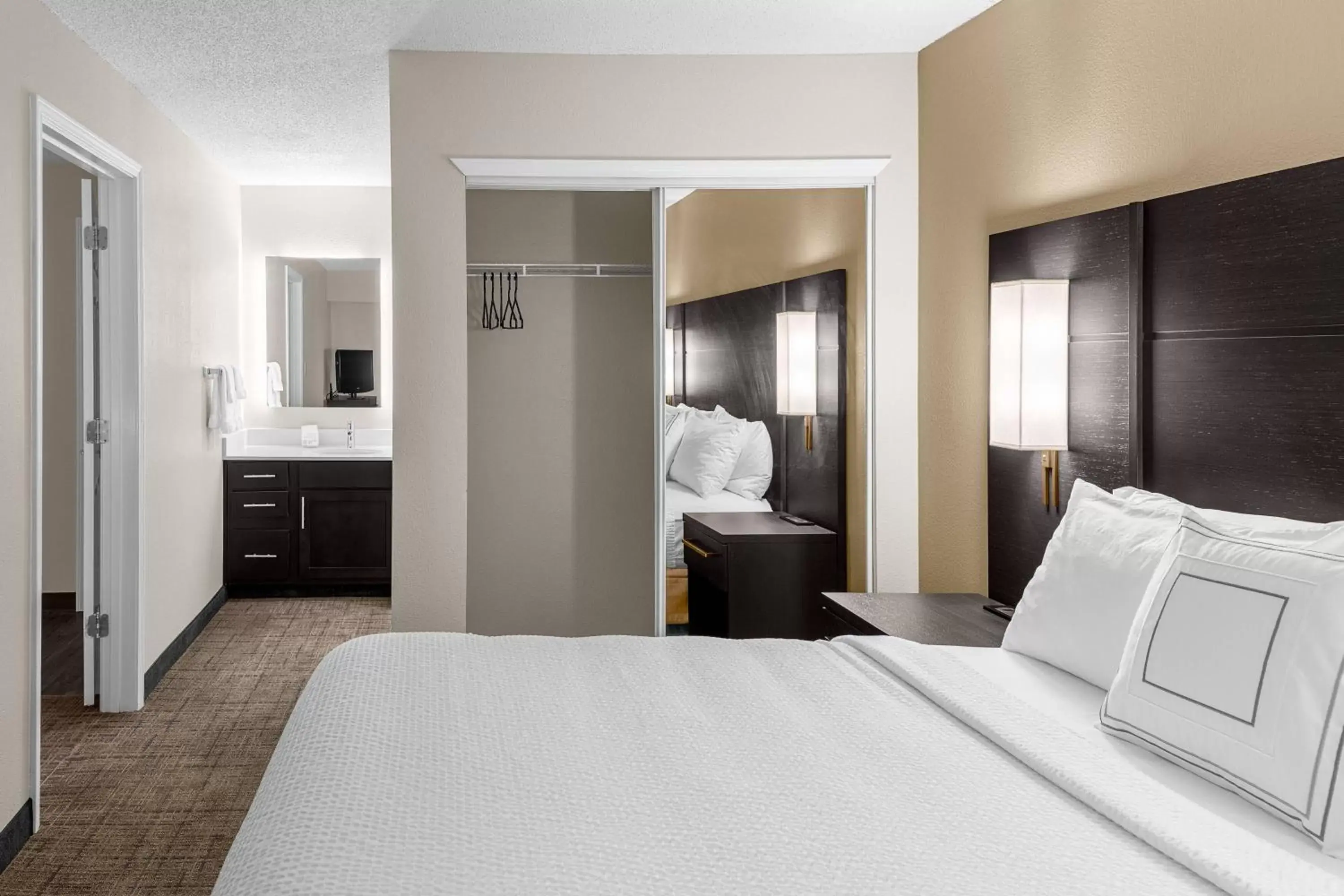 Bedroom, Bed in Residence Inn Atlanta Norcross/Peachtree Corners