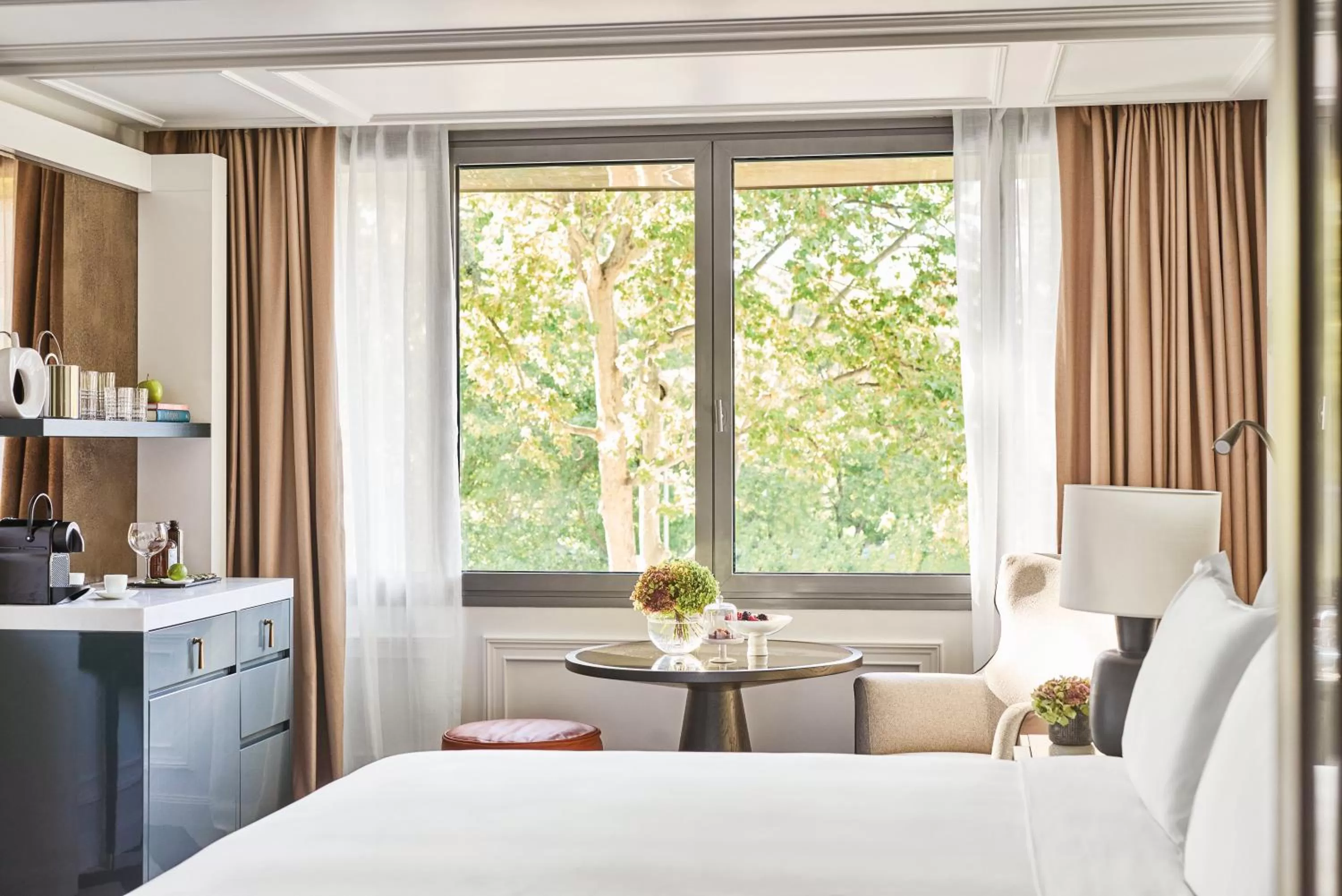 View (from property/room), Bed in Rosewood Villa Magna