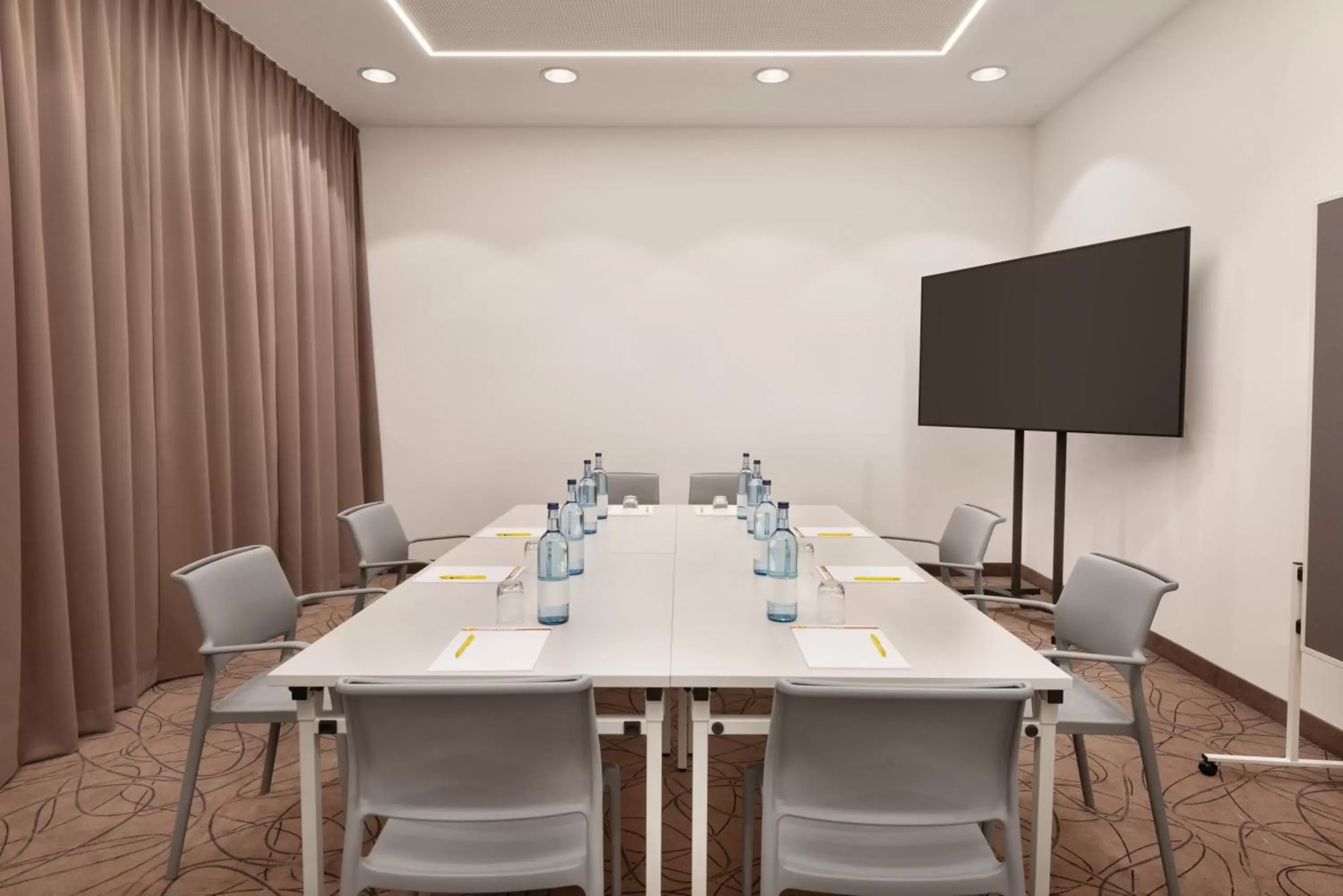 Business facilities in Super 8 by Wyndham Augsburg