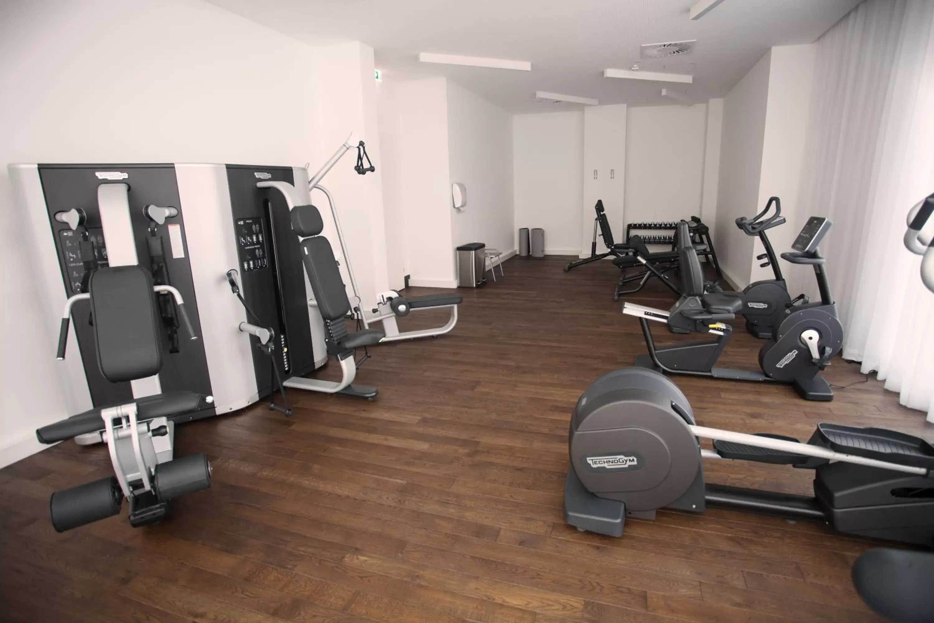 Fitness centre/facilities in Hotel Caroline Fitness centre/facilities in Hotel Caroline