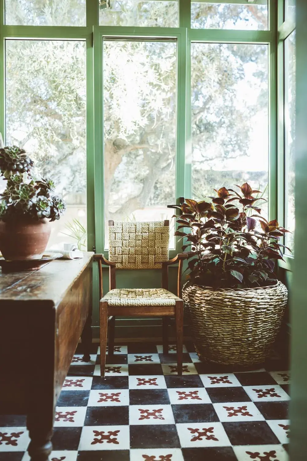 Property building in Hotel Le Ponteil Property building in Hotel Le Ponteil