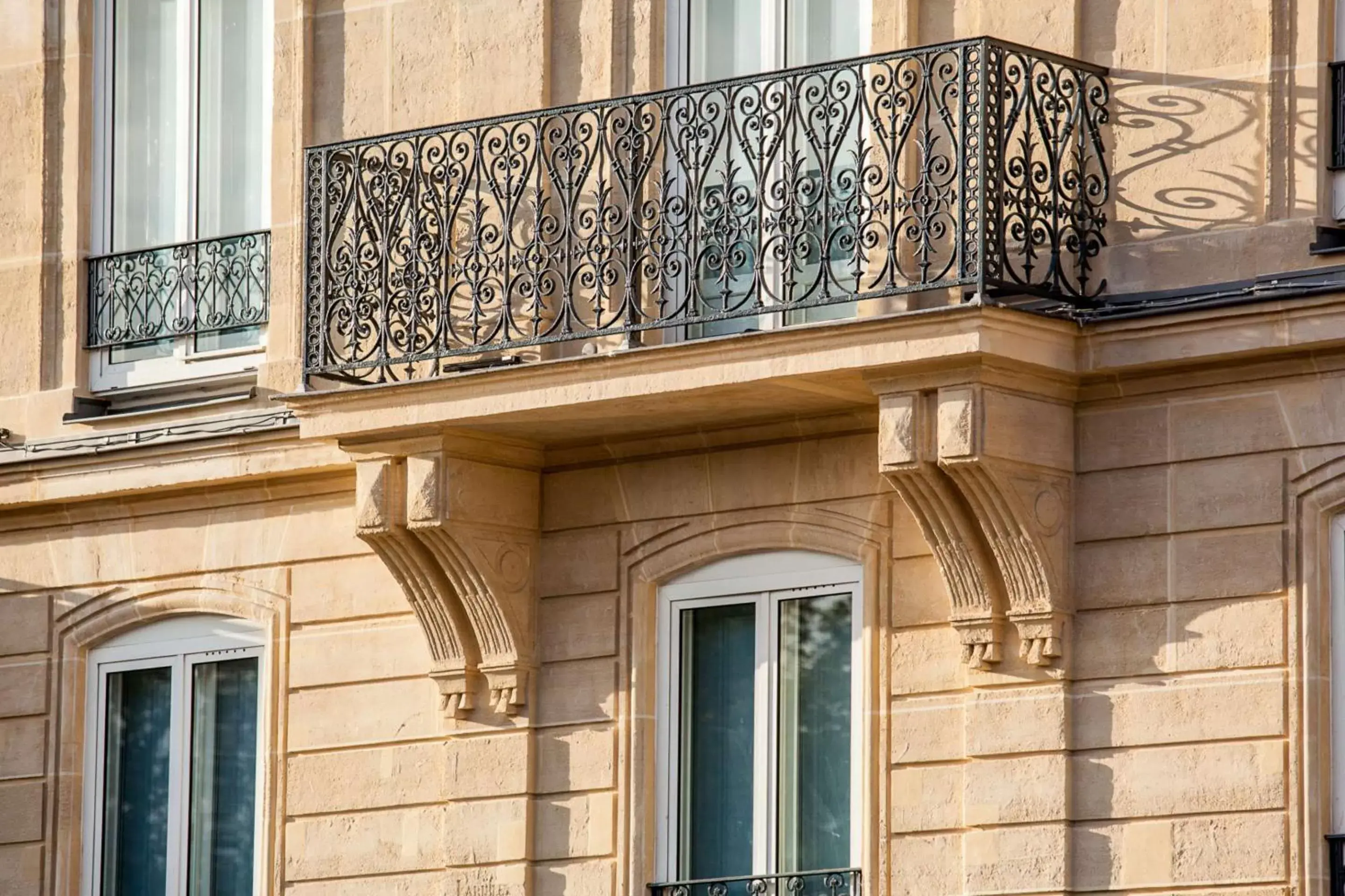Property building in Best Western Plus Opéra Batignolles