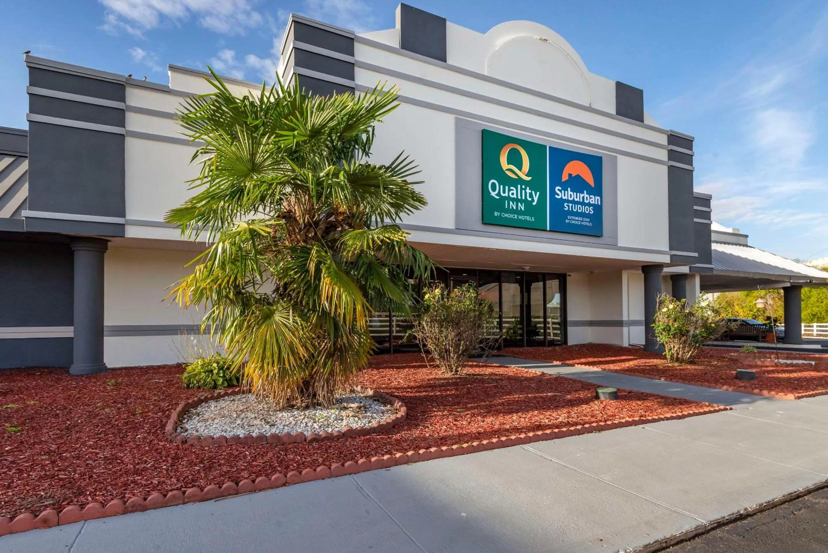 Property building in Suburban Studios Rock Hill Northeast I-77