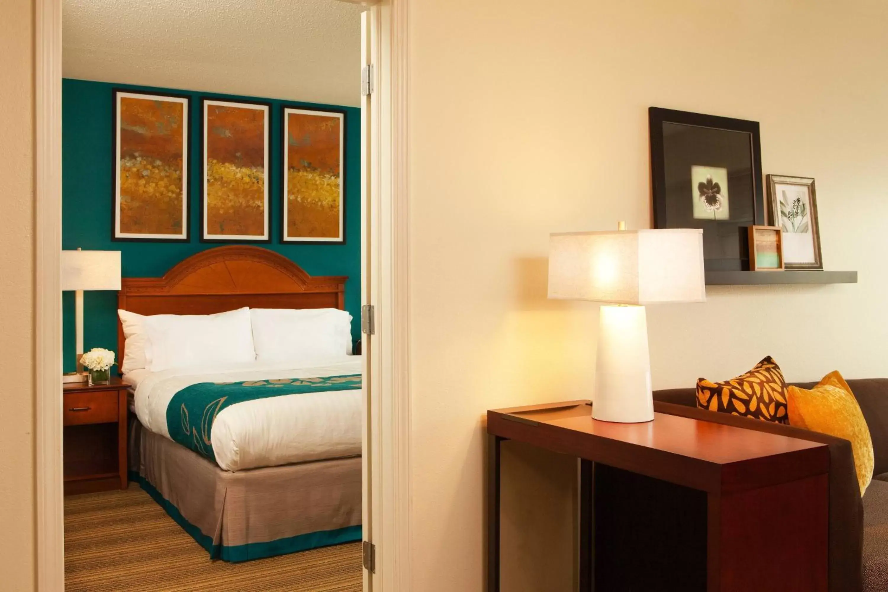 Bedroom, Bed in Residence Inn by Marriott Greenbelt