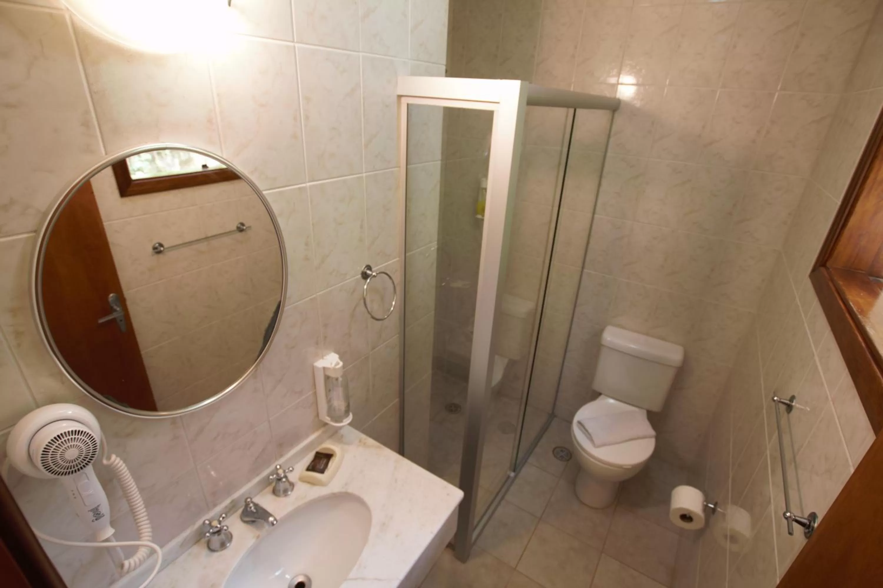 Shower in Pousada Aguia da Montanha