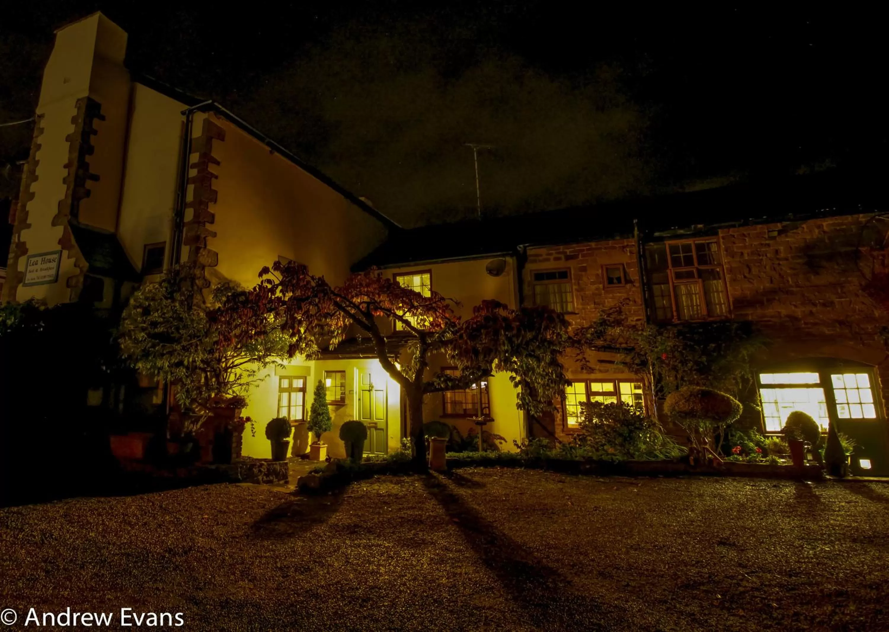 Property building in Lea House Bed and Breakfast