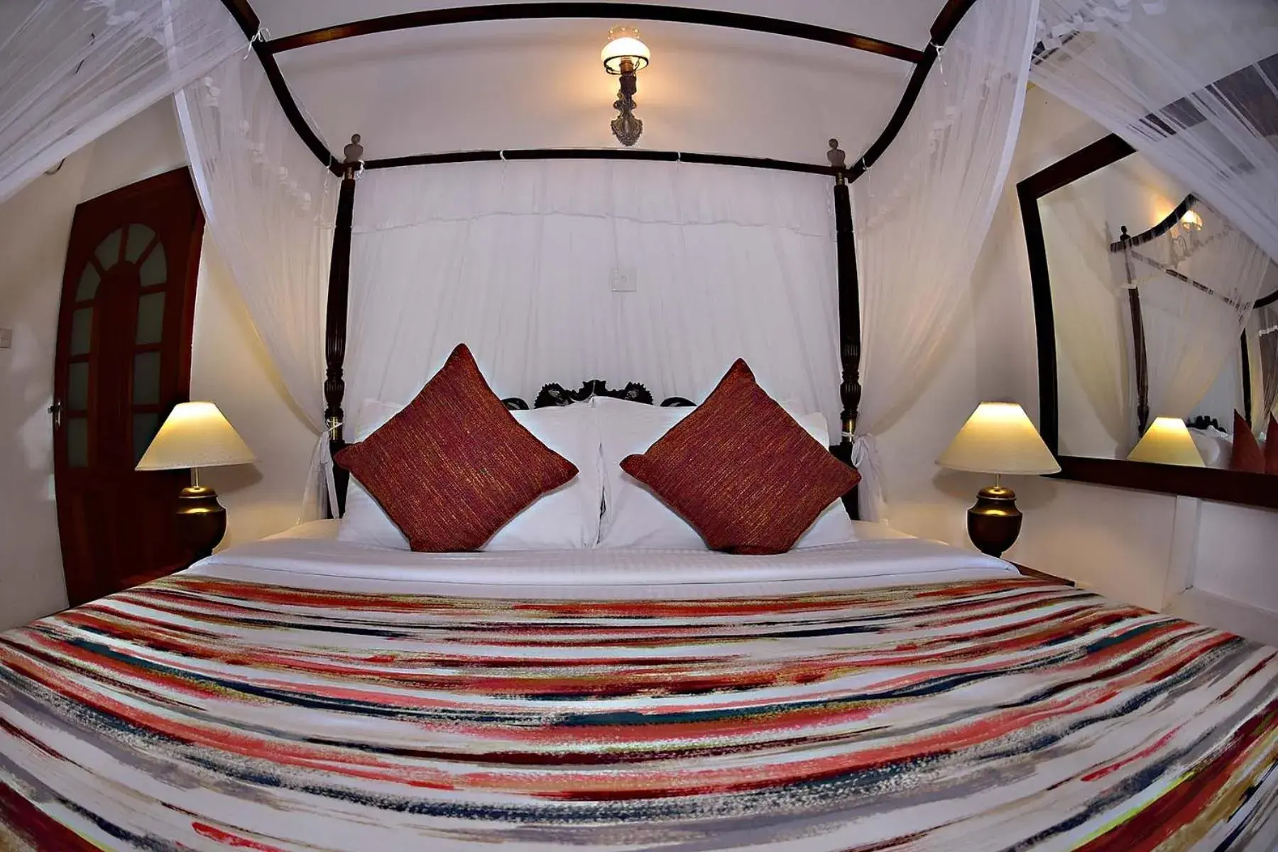 Bed in Colombo Villa at Cambridge Place