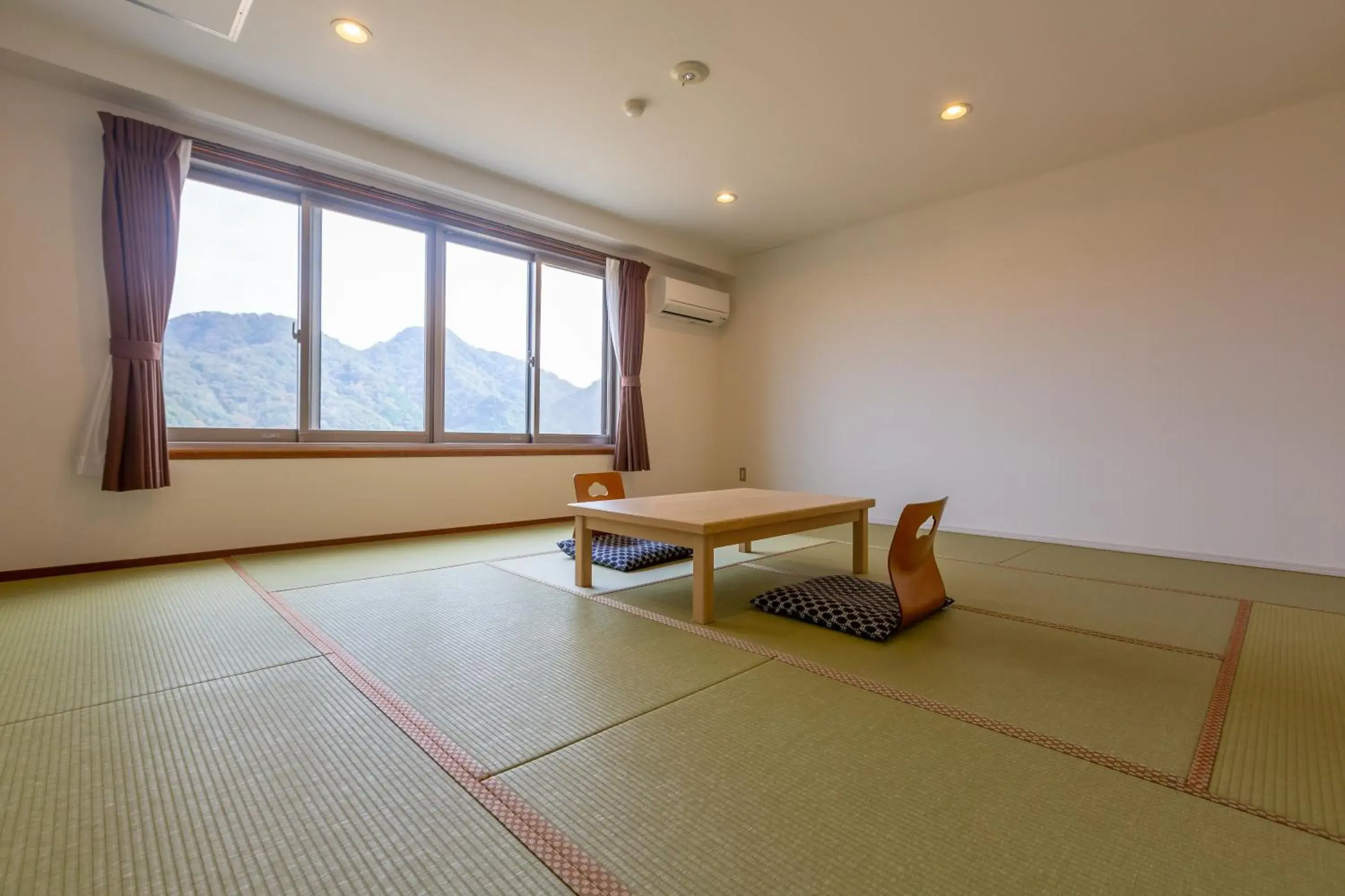 Photo of the whole room in Ooedo Onsen Monogatari Kinosaki