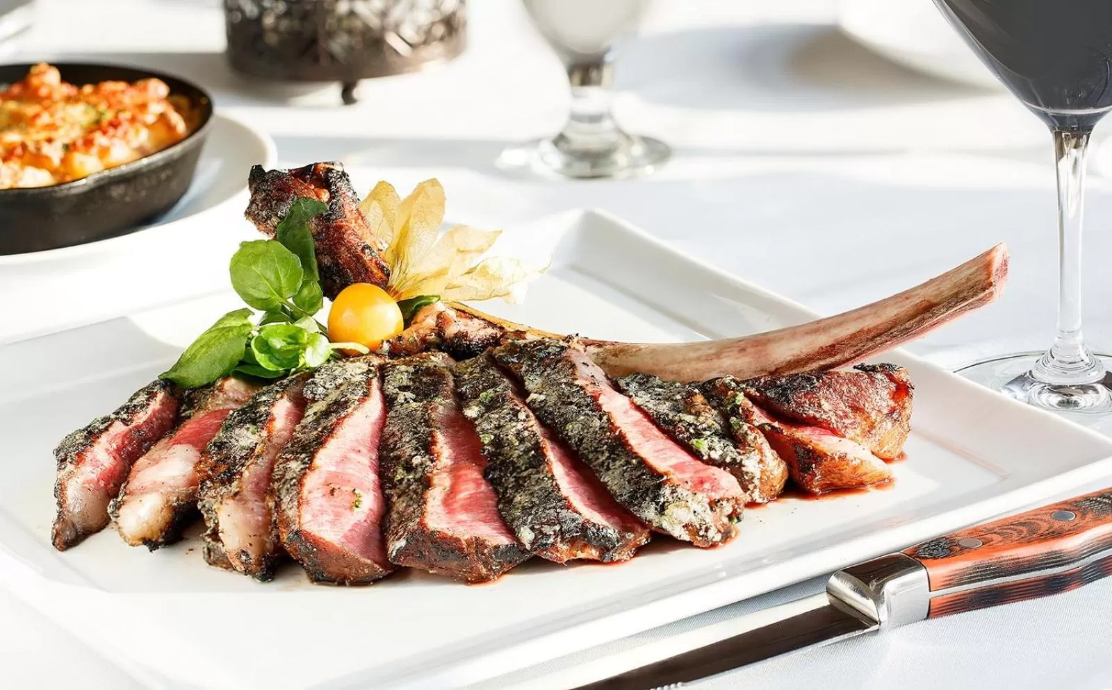 Food and drinks in Saint John's Resort