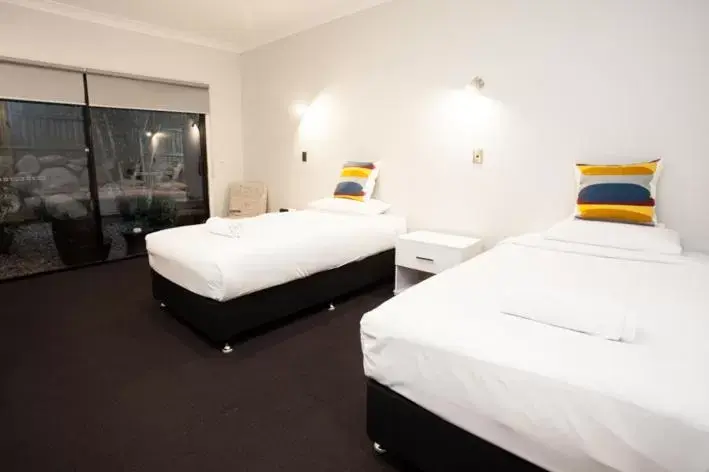 Executive Triple Room in Springwood Motor Inn