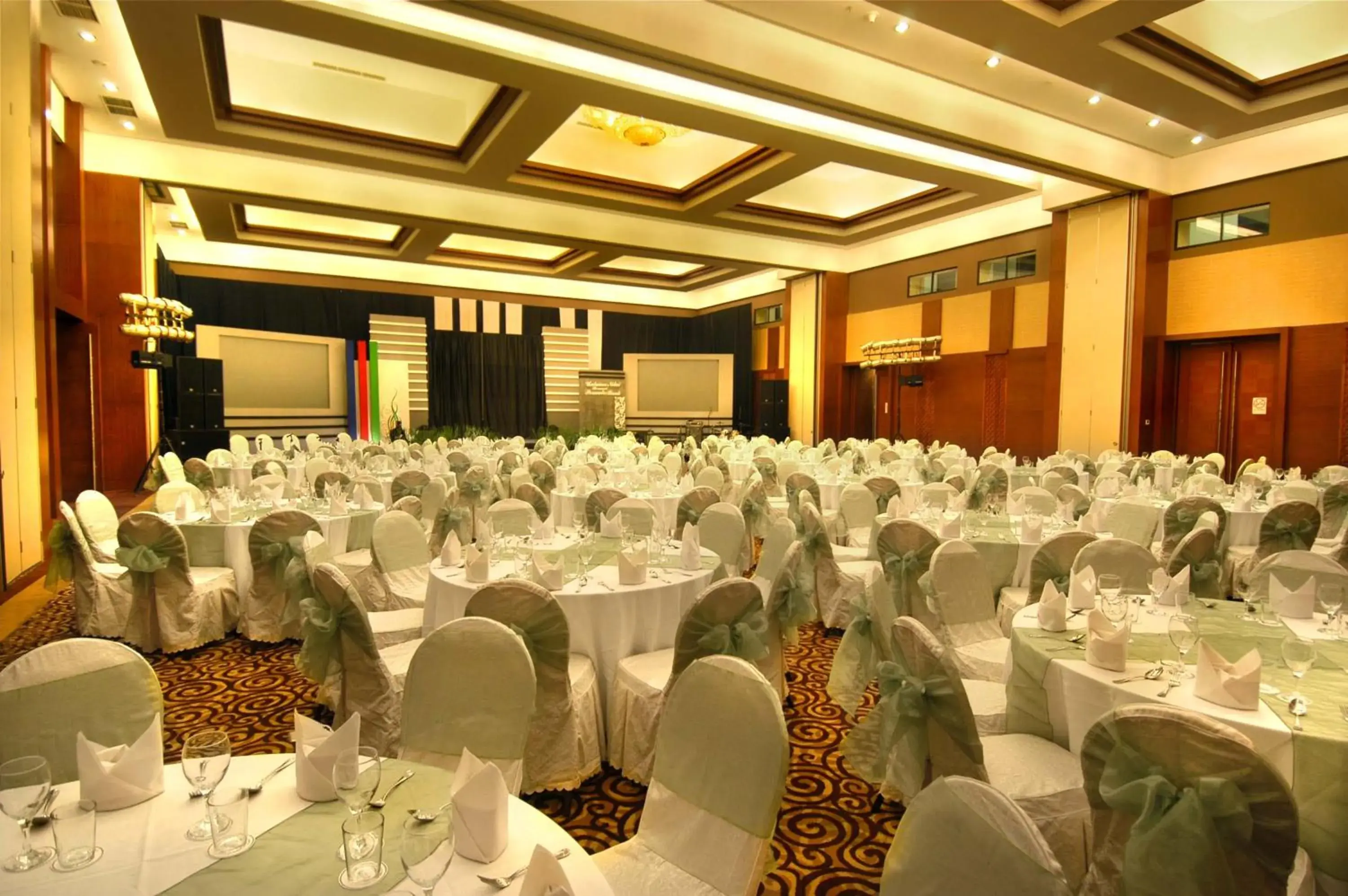 Banquet/Function facilities, Banquet Facilities in Hermes Palace by BENCOOLEN