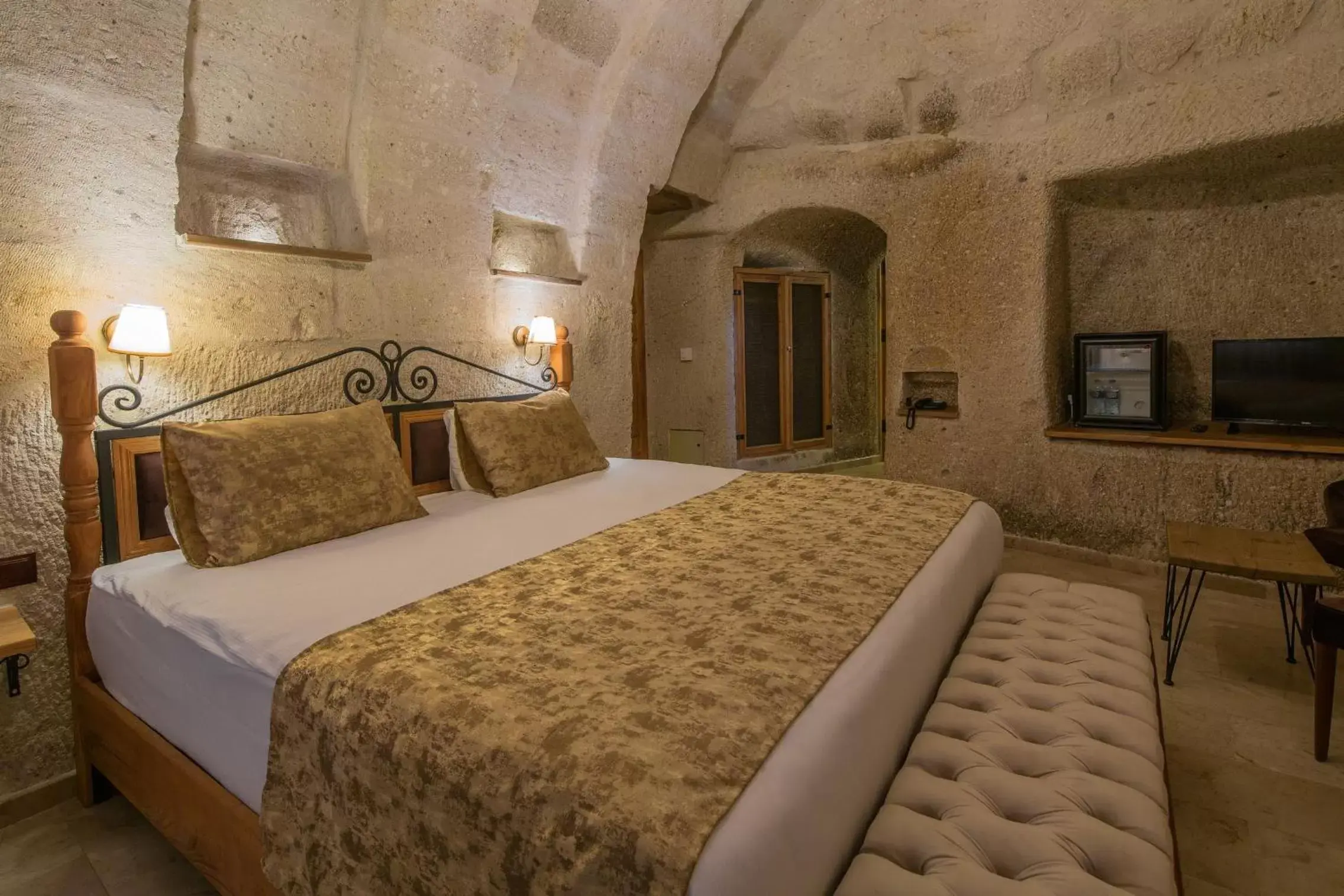 Decorative detail, Bed in Lunar Cappadocia Hotel