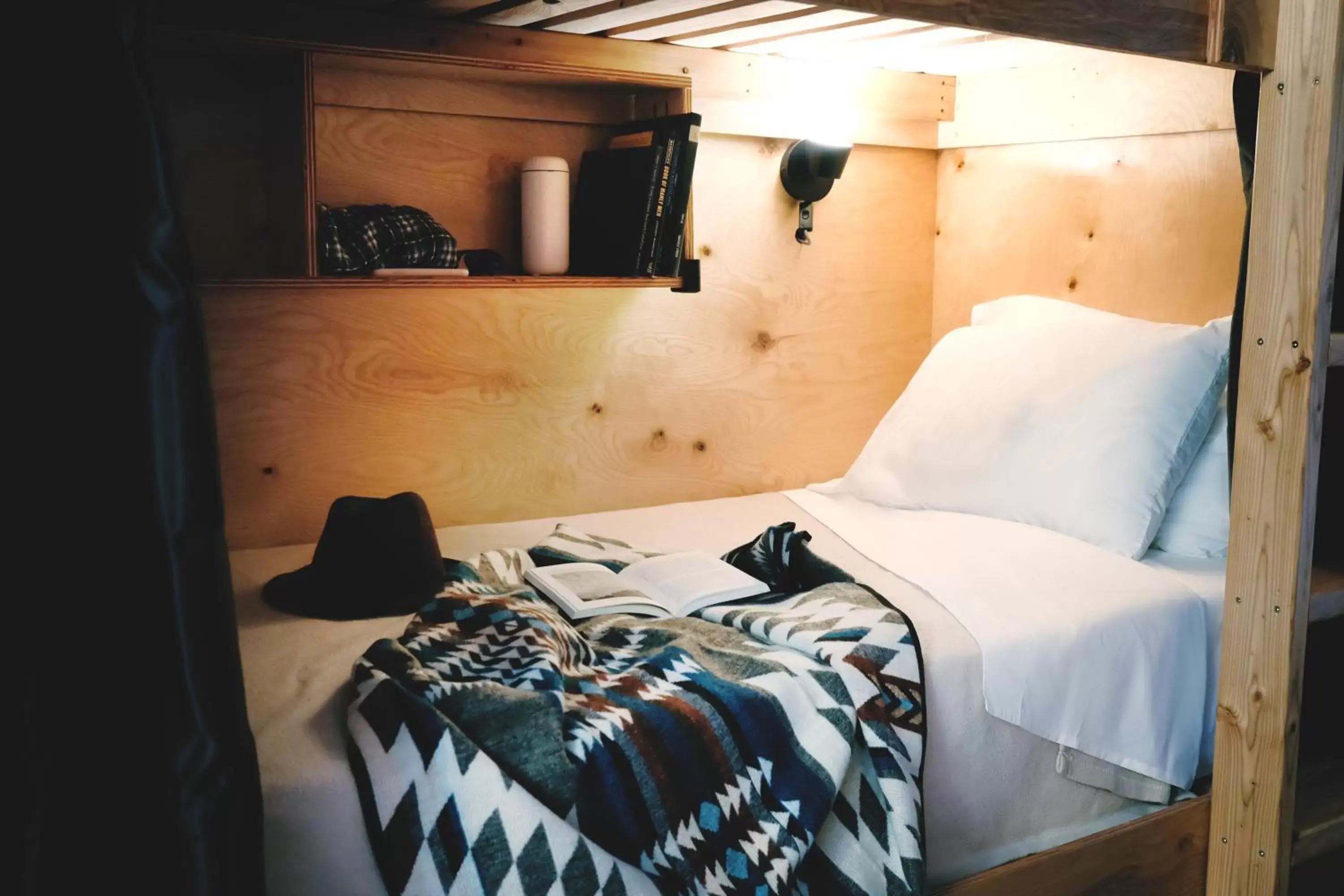 bunk bed, Bed in Jackalope Motor Lodge