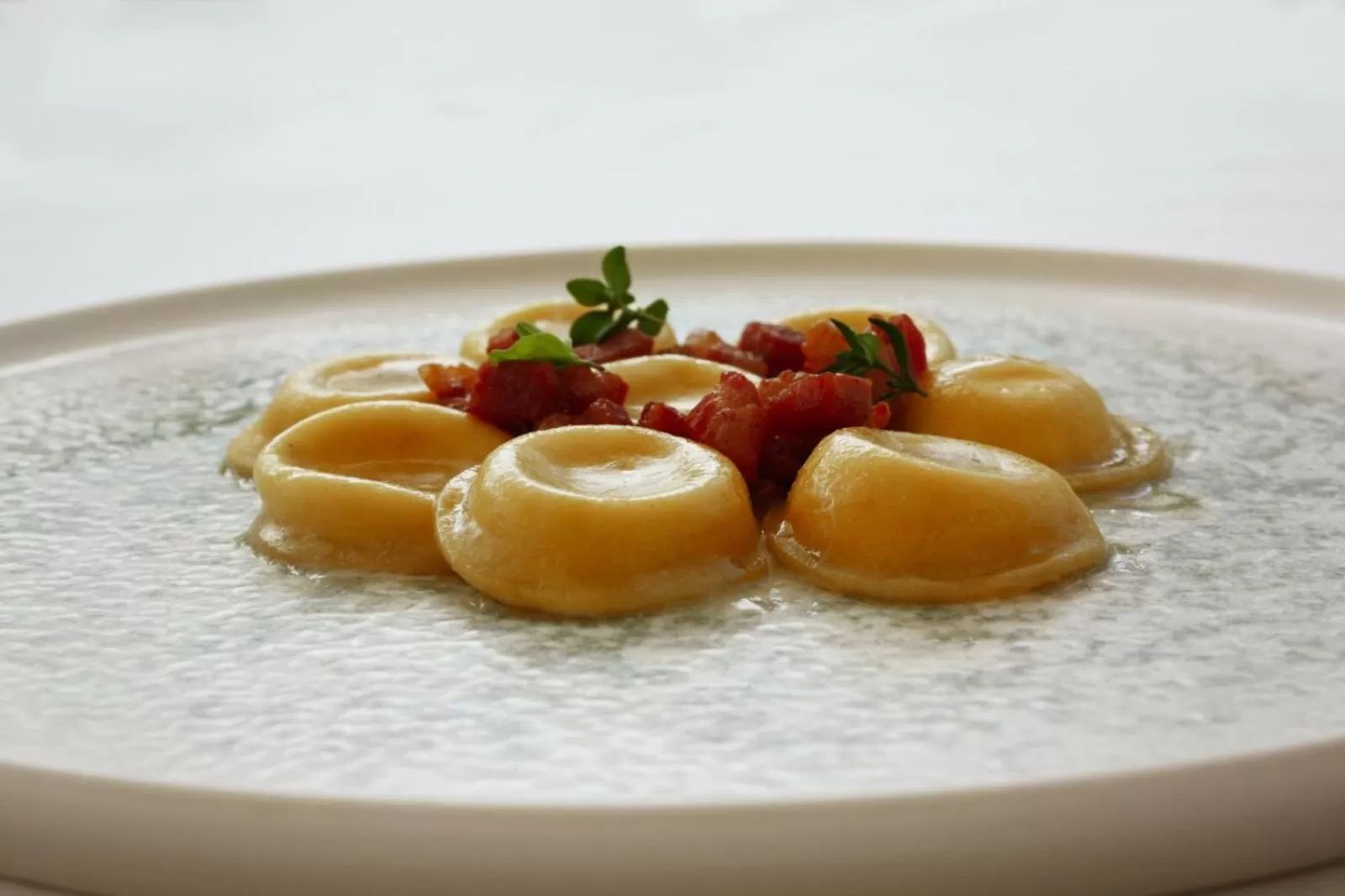 Restaurant/places to eat in Principe Alogna Hotel & SPA