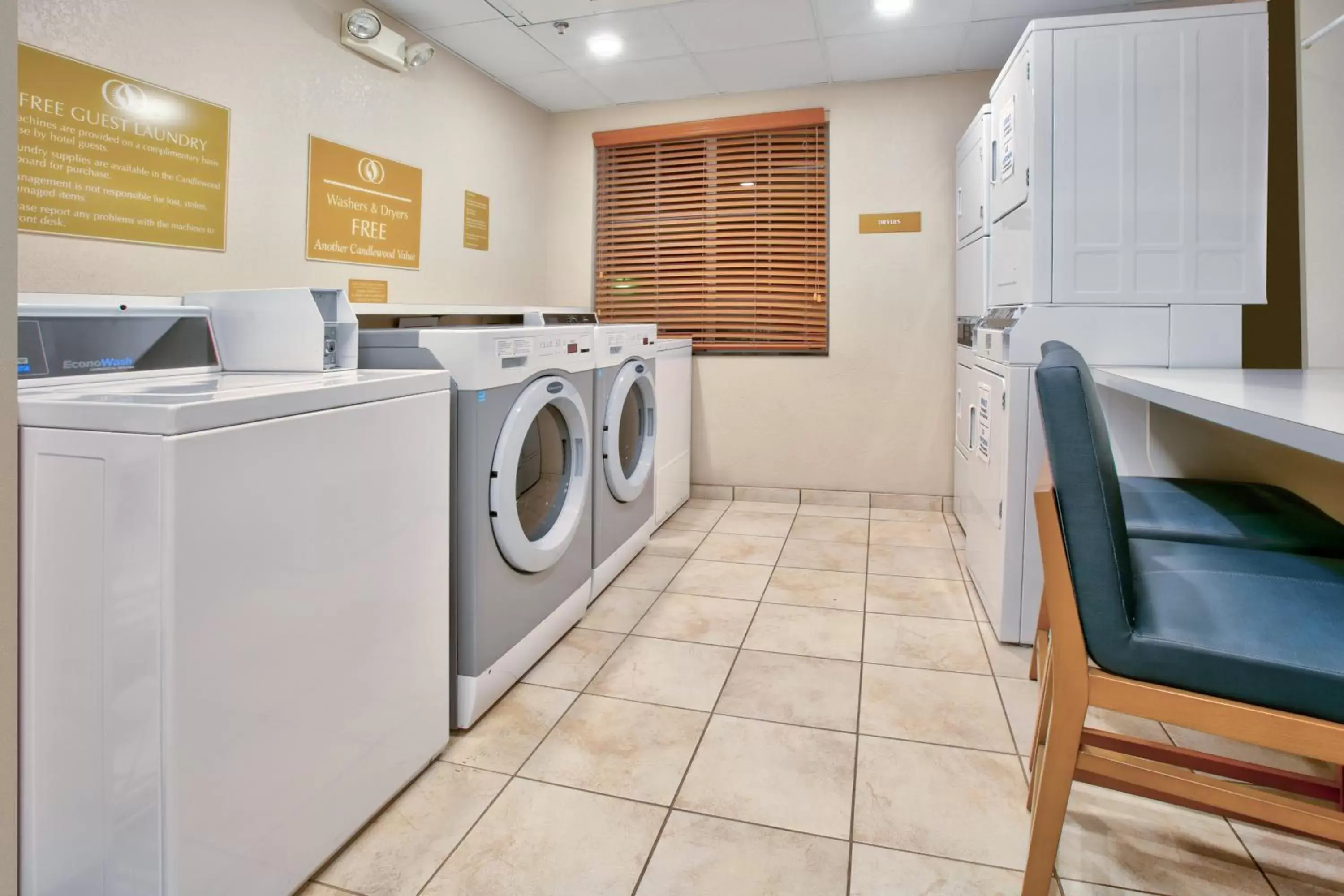 Other, Kitchen/Kitchenette in Candlewood Suites Idaho Falls, an IHG Hotel