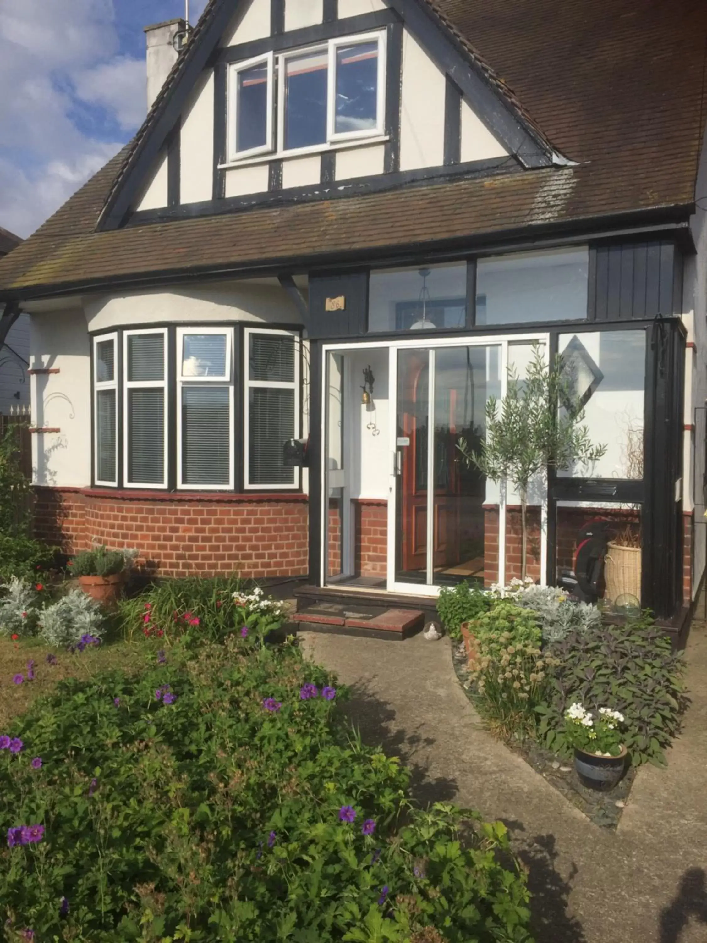 Property Building in Southend Airport Bed & Breakfast