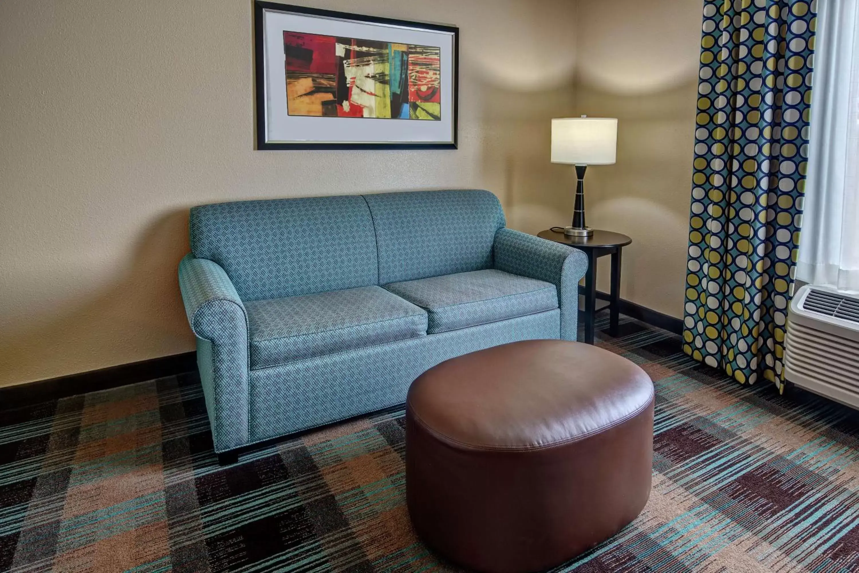 Living room, Seating Area in Hampton Inn & Suites Clarksville