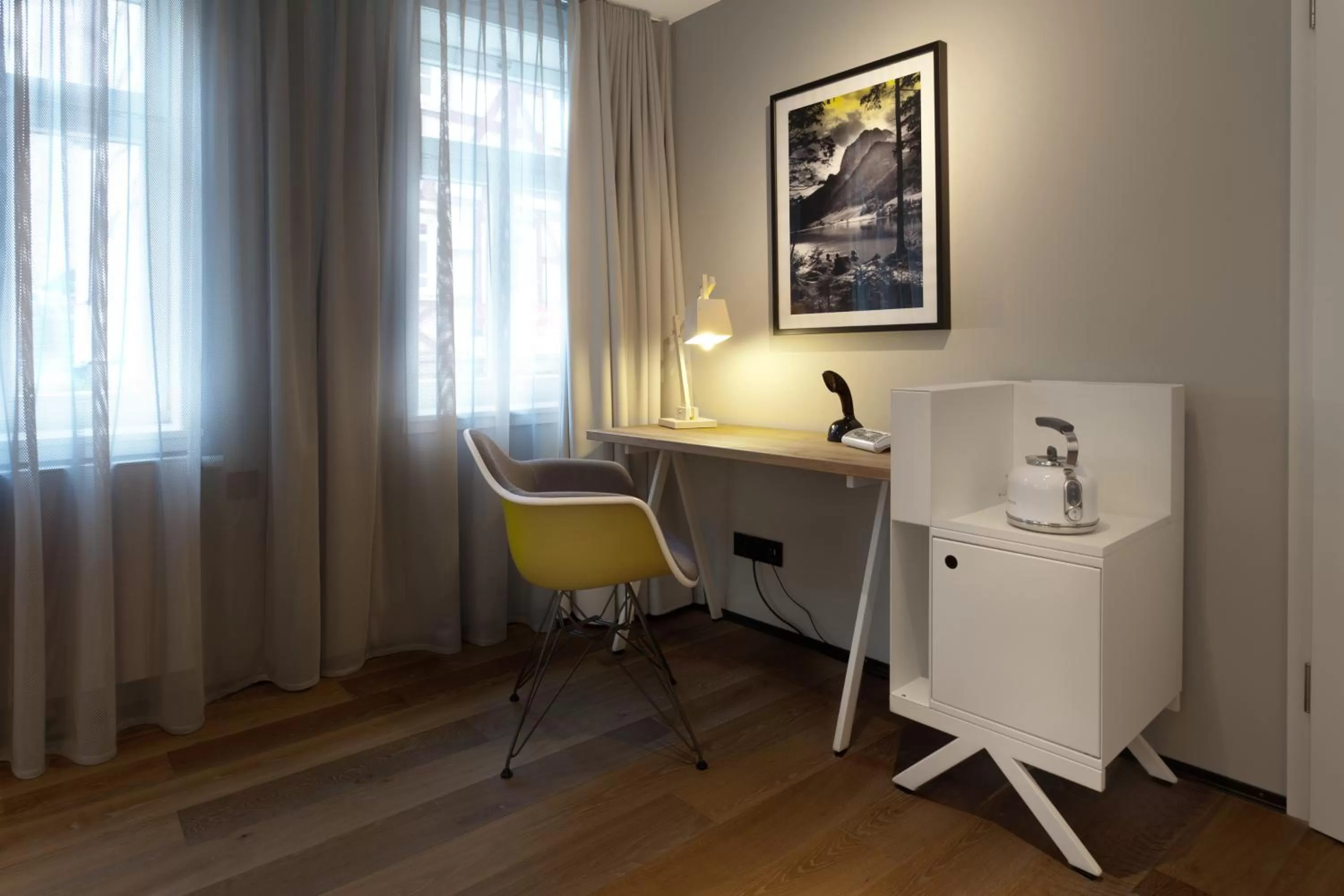 Coffee/tea facilities, TV/Entertainment Center in Hotel Scholl