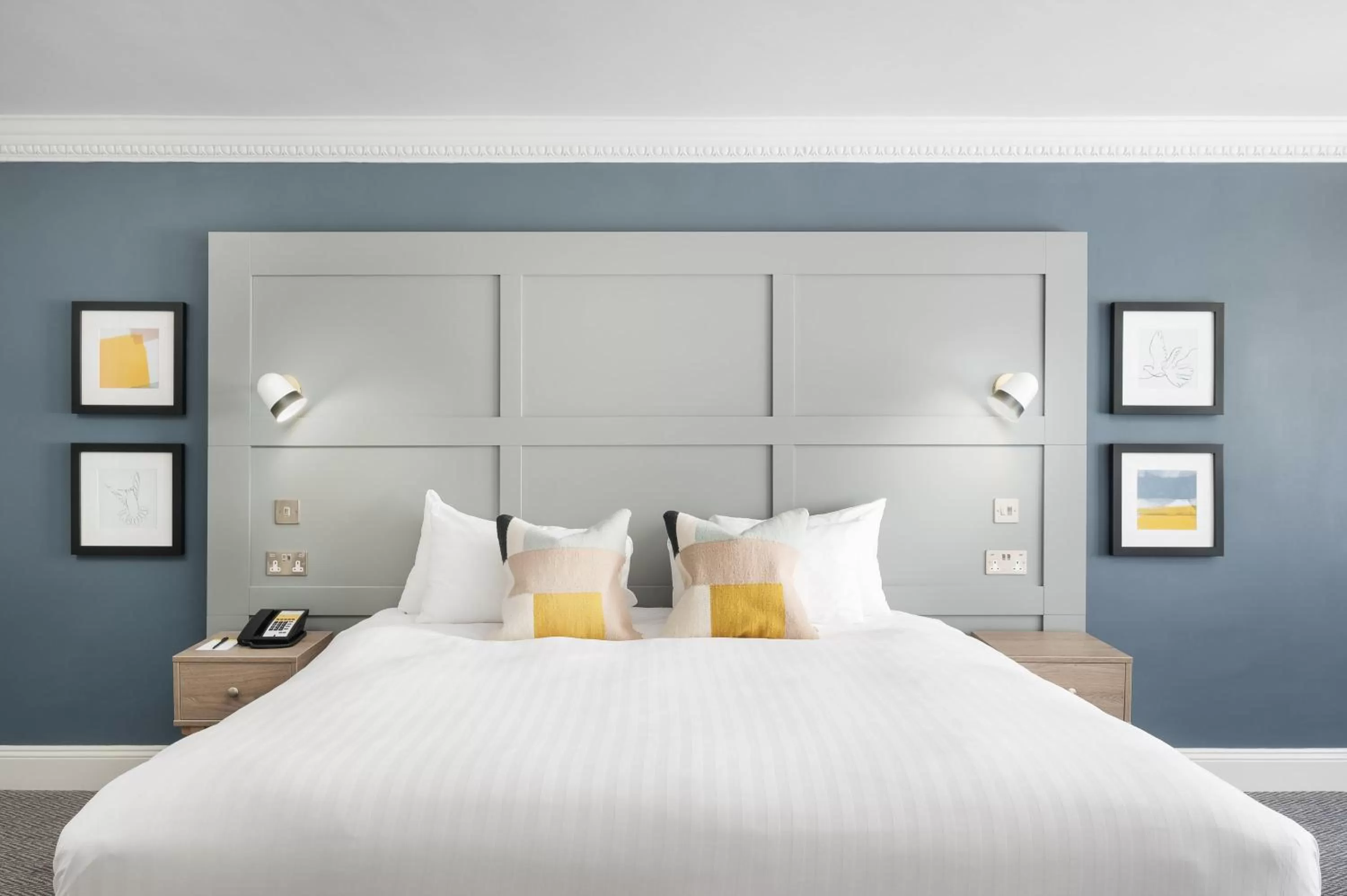 Photo of the whole room, Bed in voco St. Johns Solihull by IHG