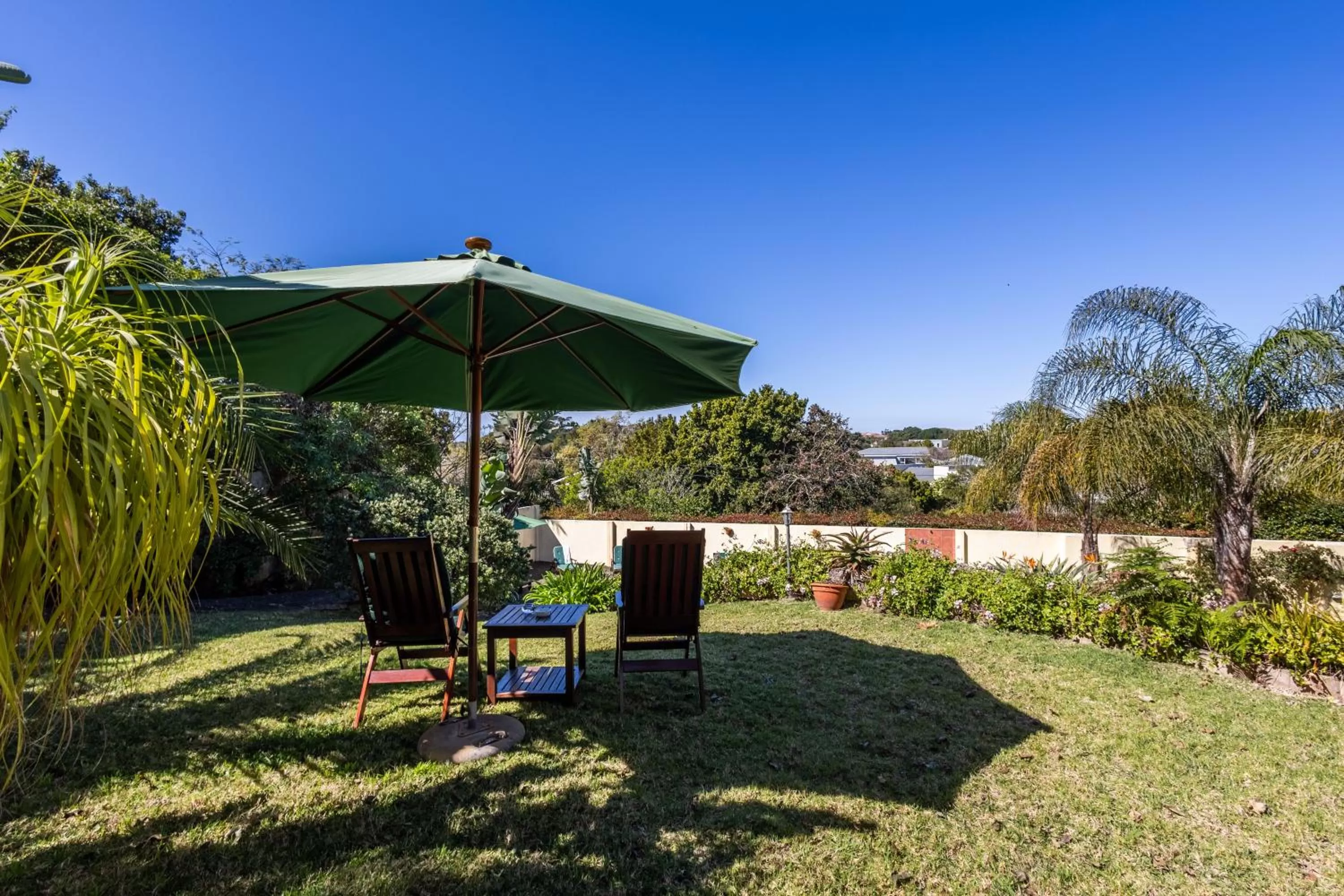 Garden in Gästehaus Pinkepank