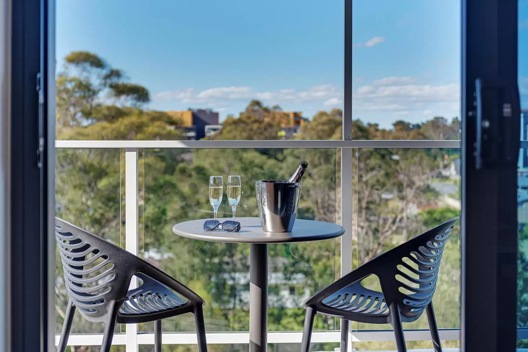 Balcony/Terrace in Littomore Suites Kingswood