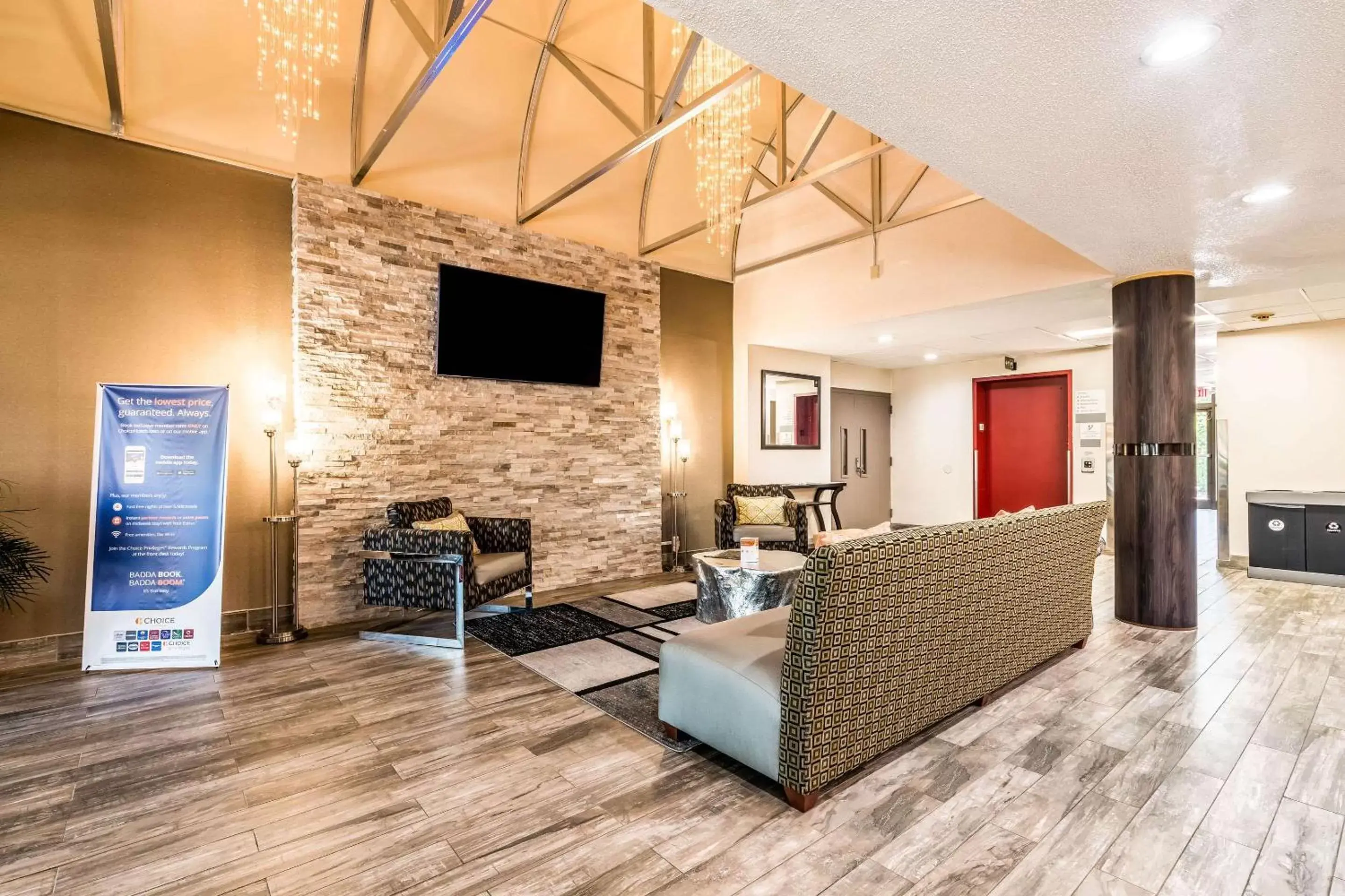 Lobby or reception, Seating Area in Lake Norman Inn and Suites