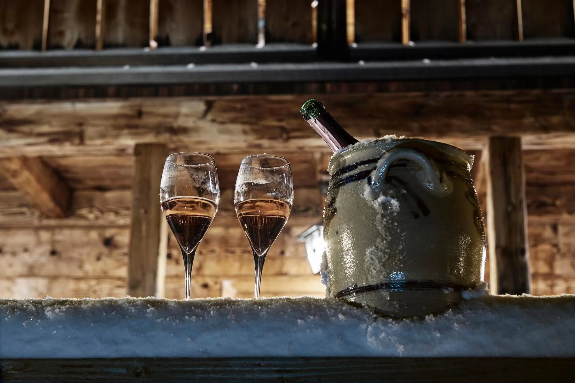 Decorative detail in Berghaus Alpenrösli