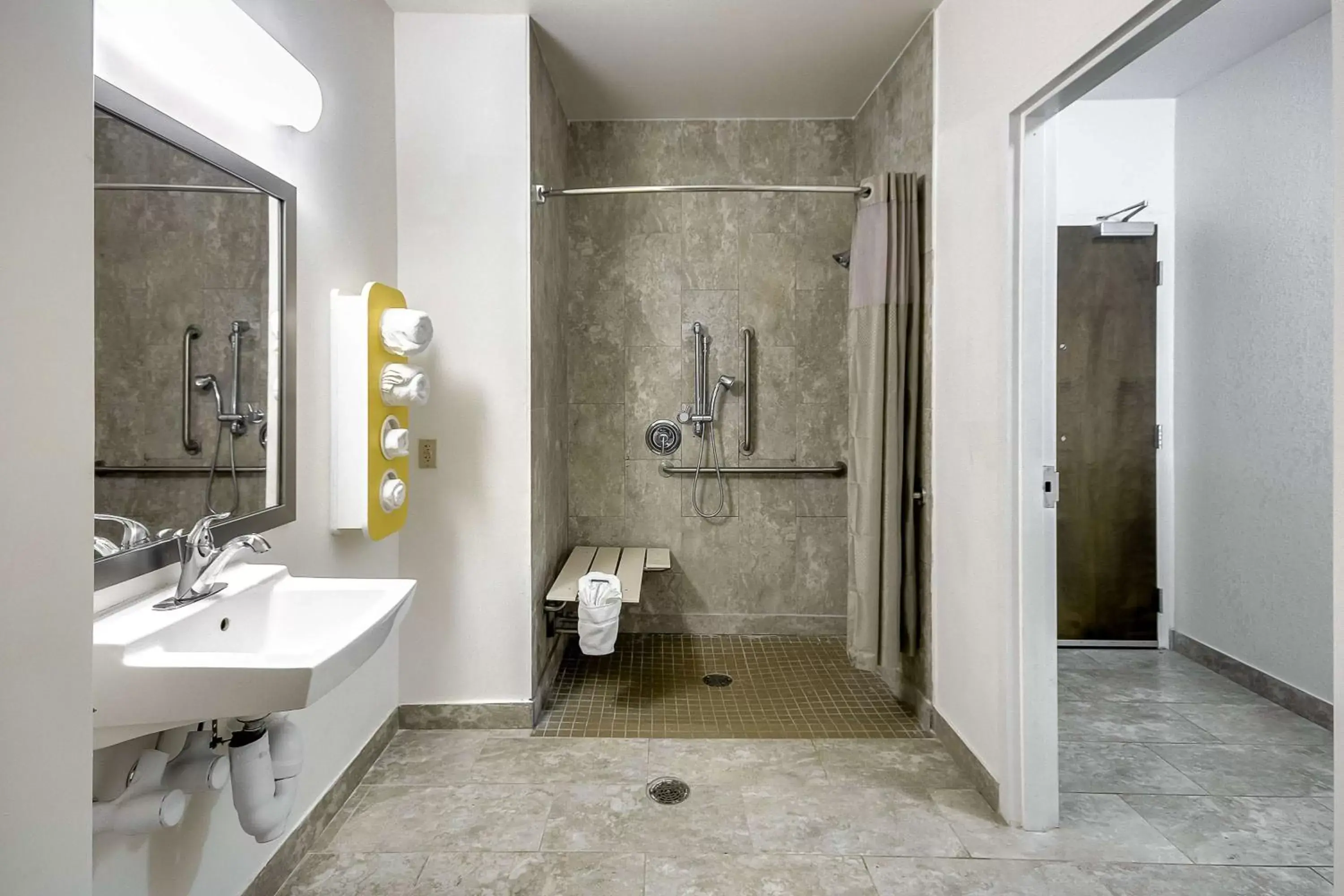 Shower, Bathroom in Motel 6-Allentown, PA
