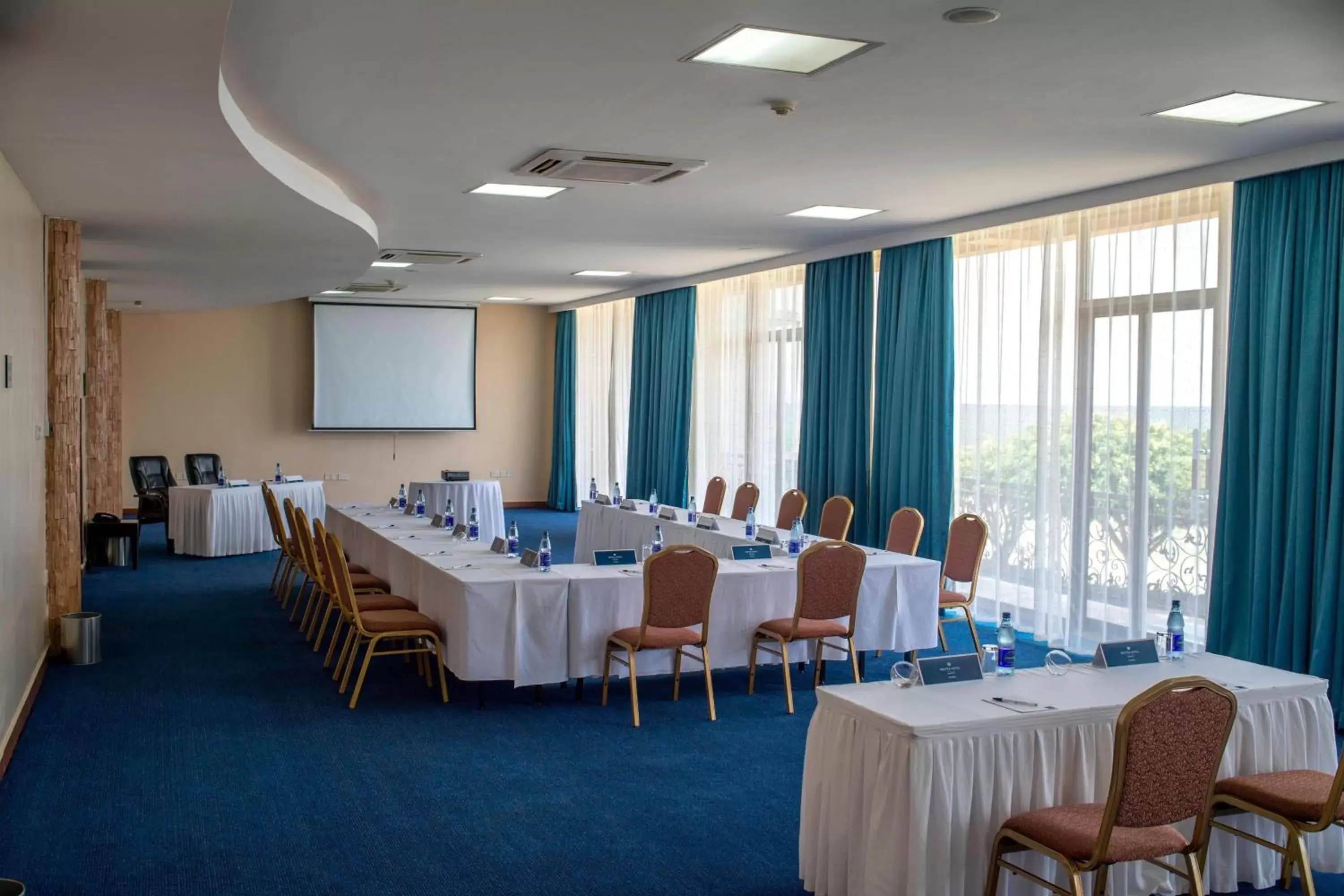 Meeting/conference room in Protea Hotel by Marriott Entebbe