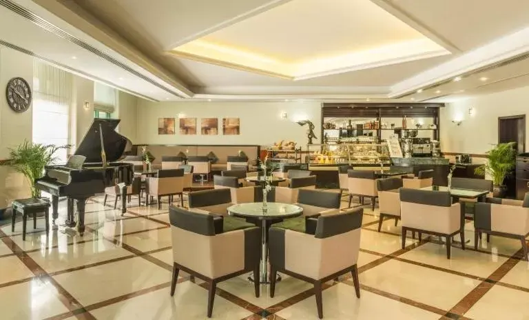 Restaurant/Places to Eat in Coral Dubai Deira Hotel