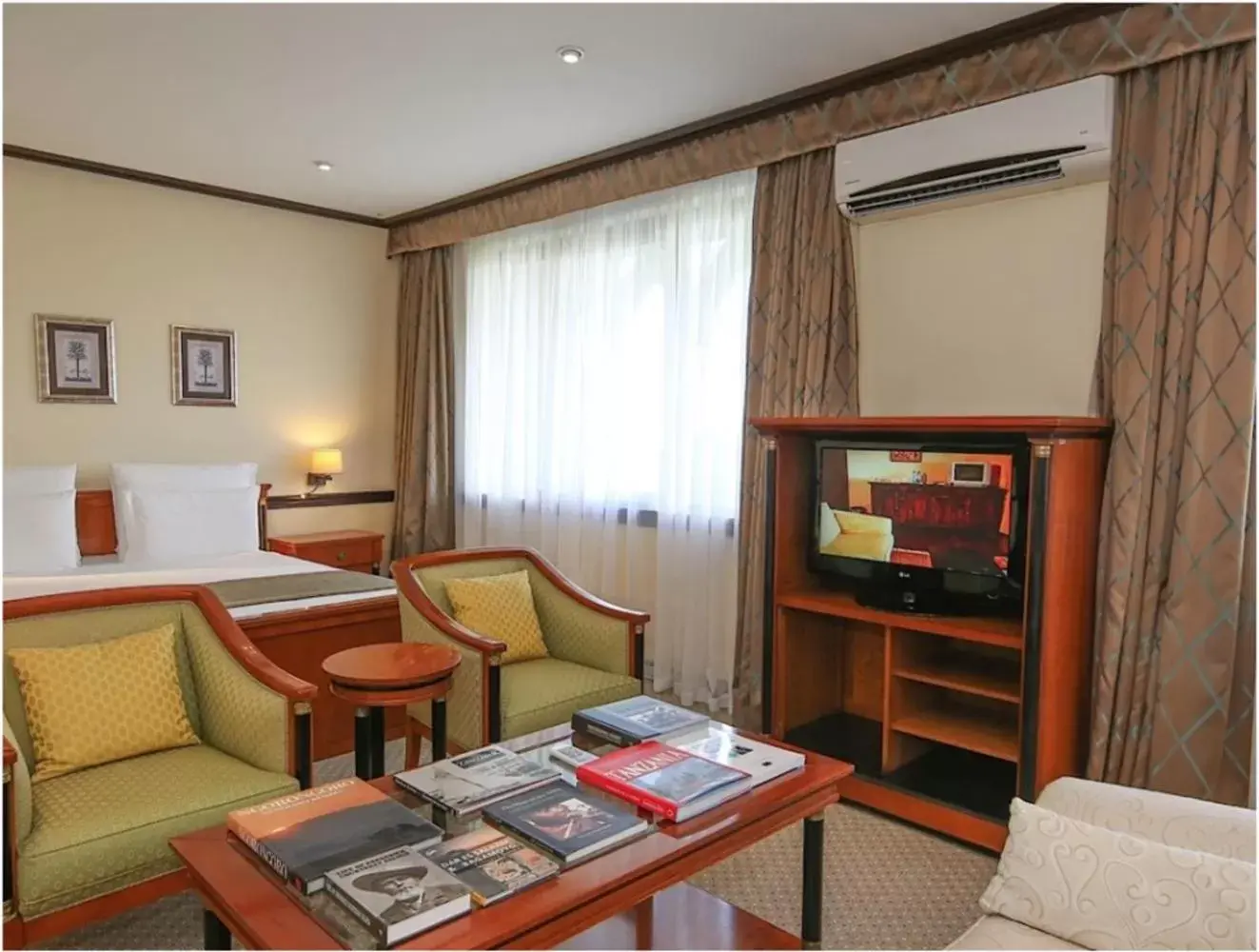 Living room, Seating Area in Dar es Salaam Serena Hotel