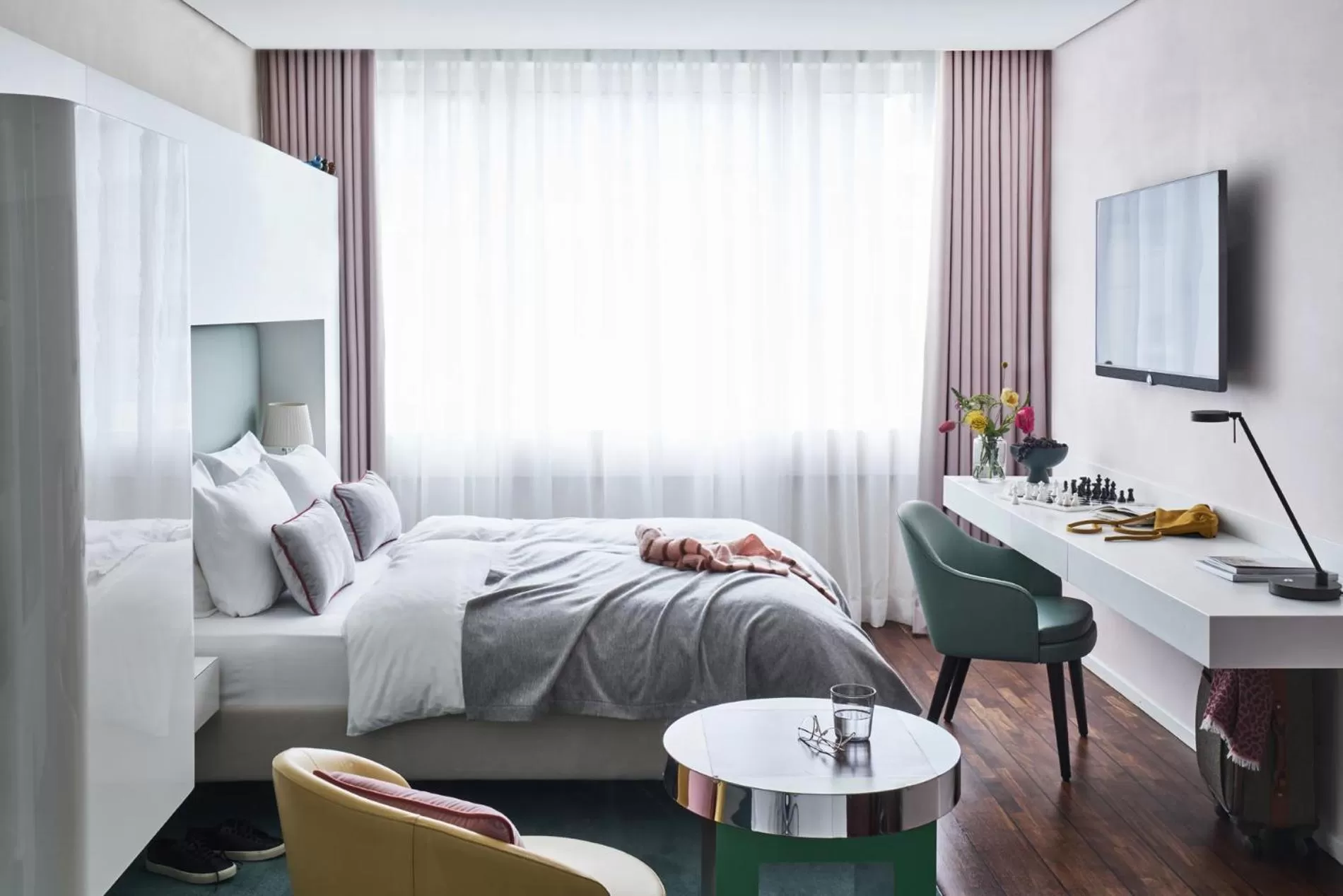 Superior Double Room in SIDE, Hamburg, a Member of Design Hotels