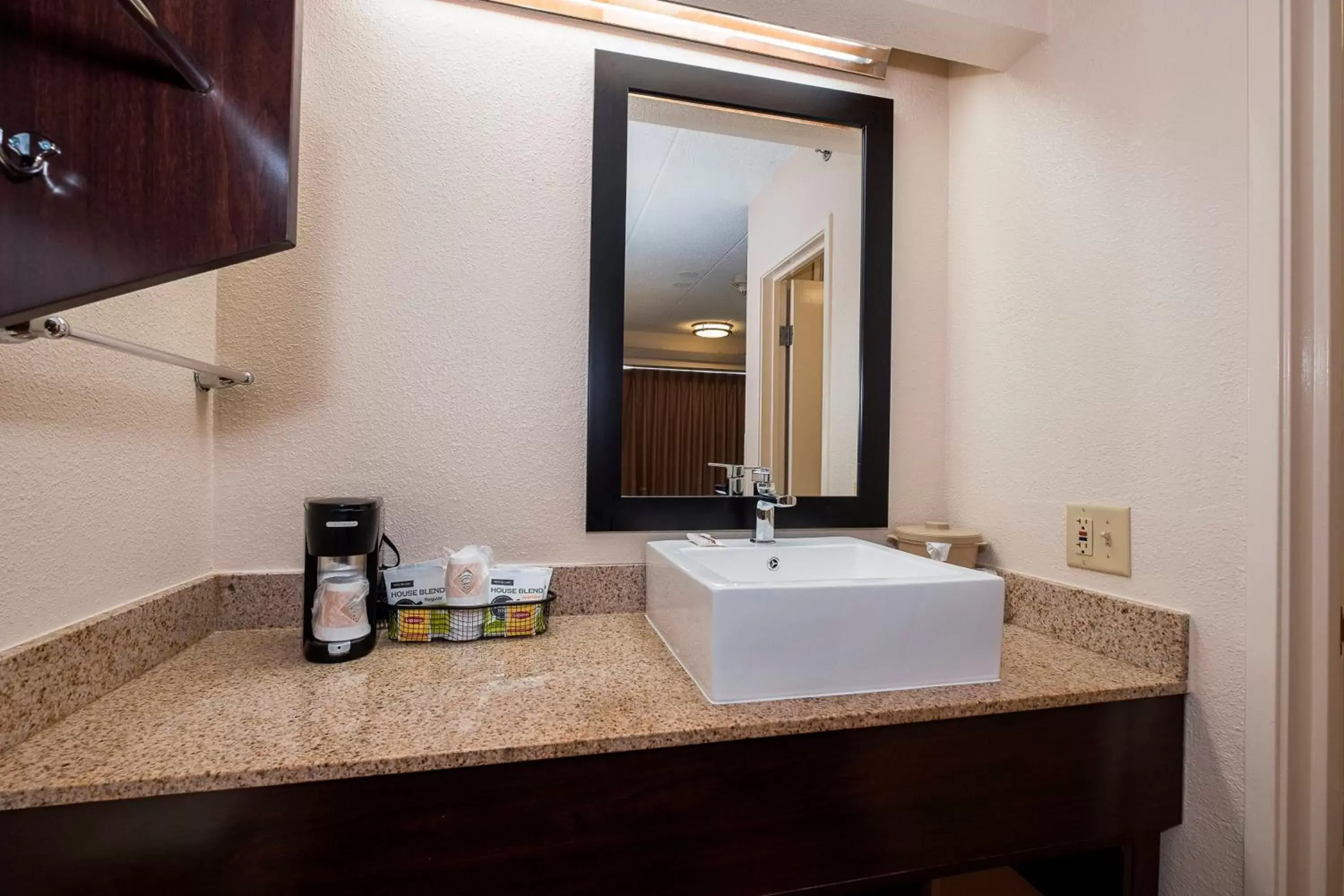 Bathroom in Red Roof Inn PLUS + Boston - Framingham