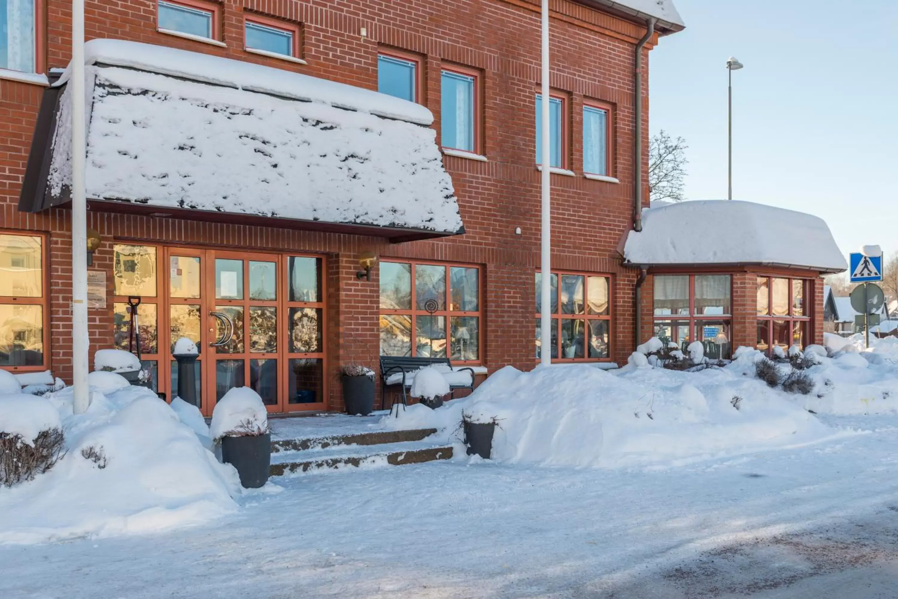 Facade/entrance, Winter in Hotell Fridhemsgatan