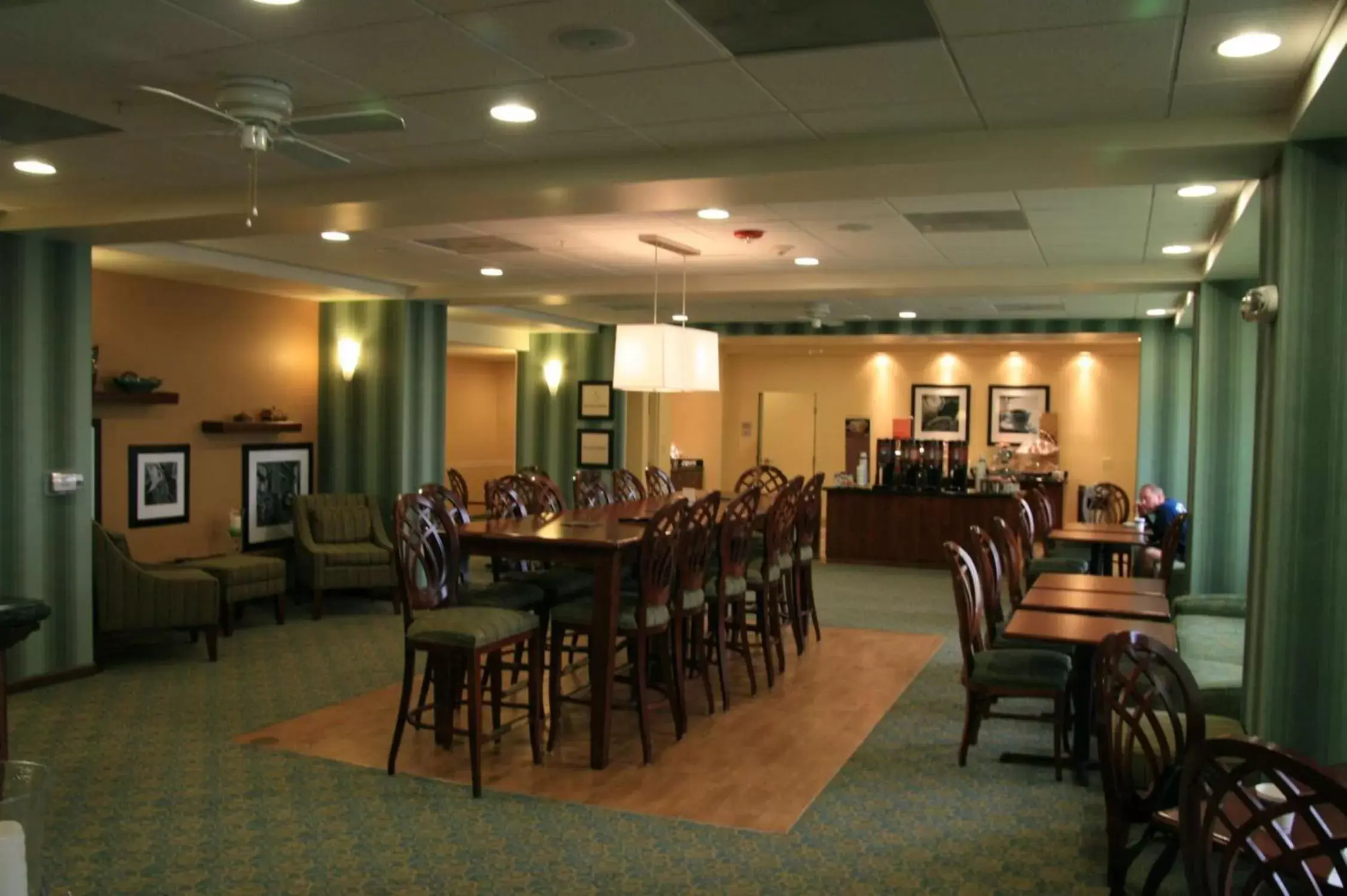 Lobby or reception, Restaurant/Places to Eat in Hampton Inn Brentwood