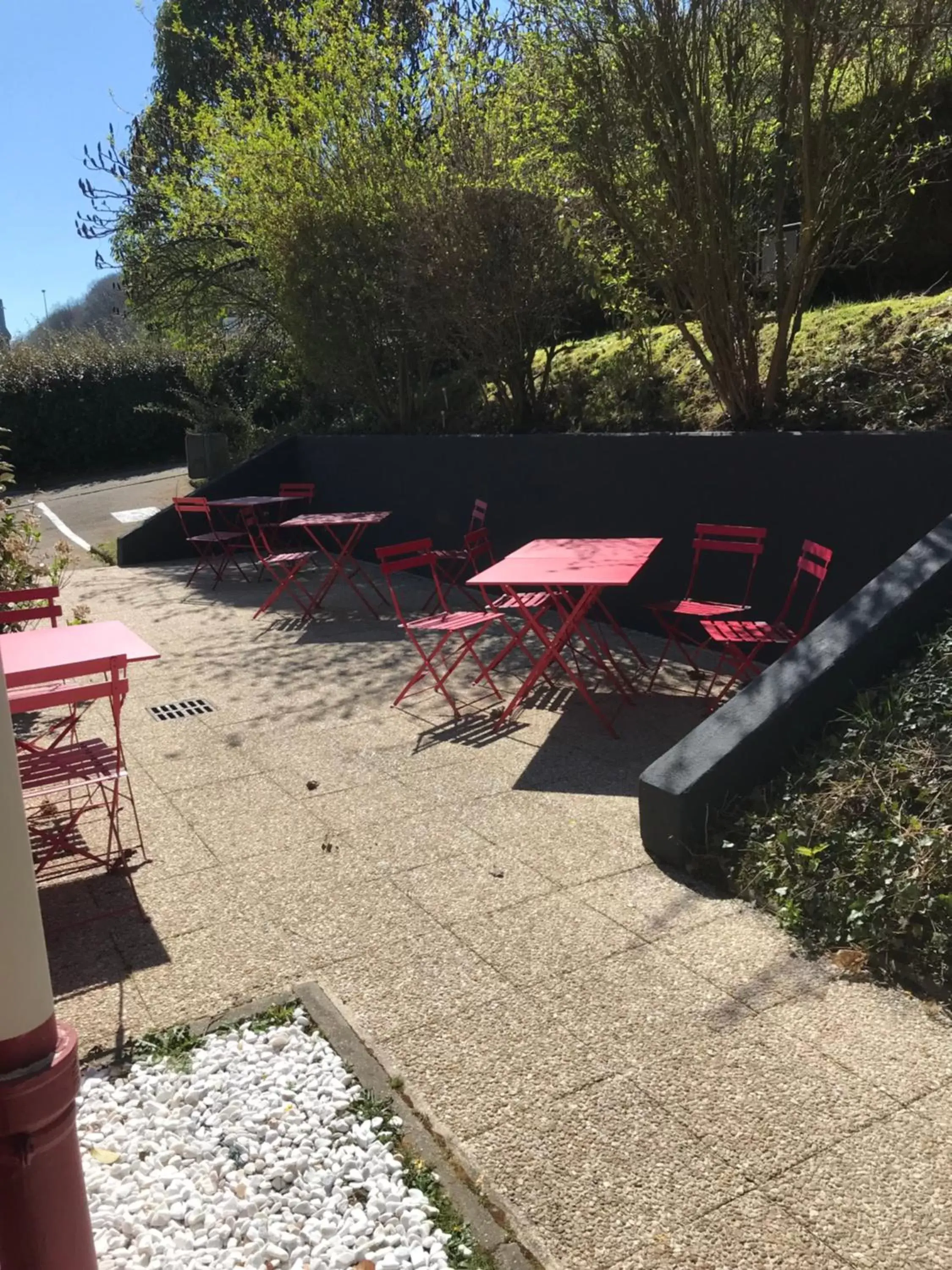 Patio in Hotel Inn Design Le Havre