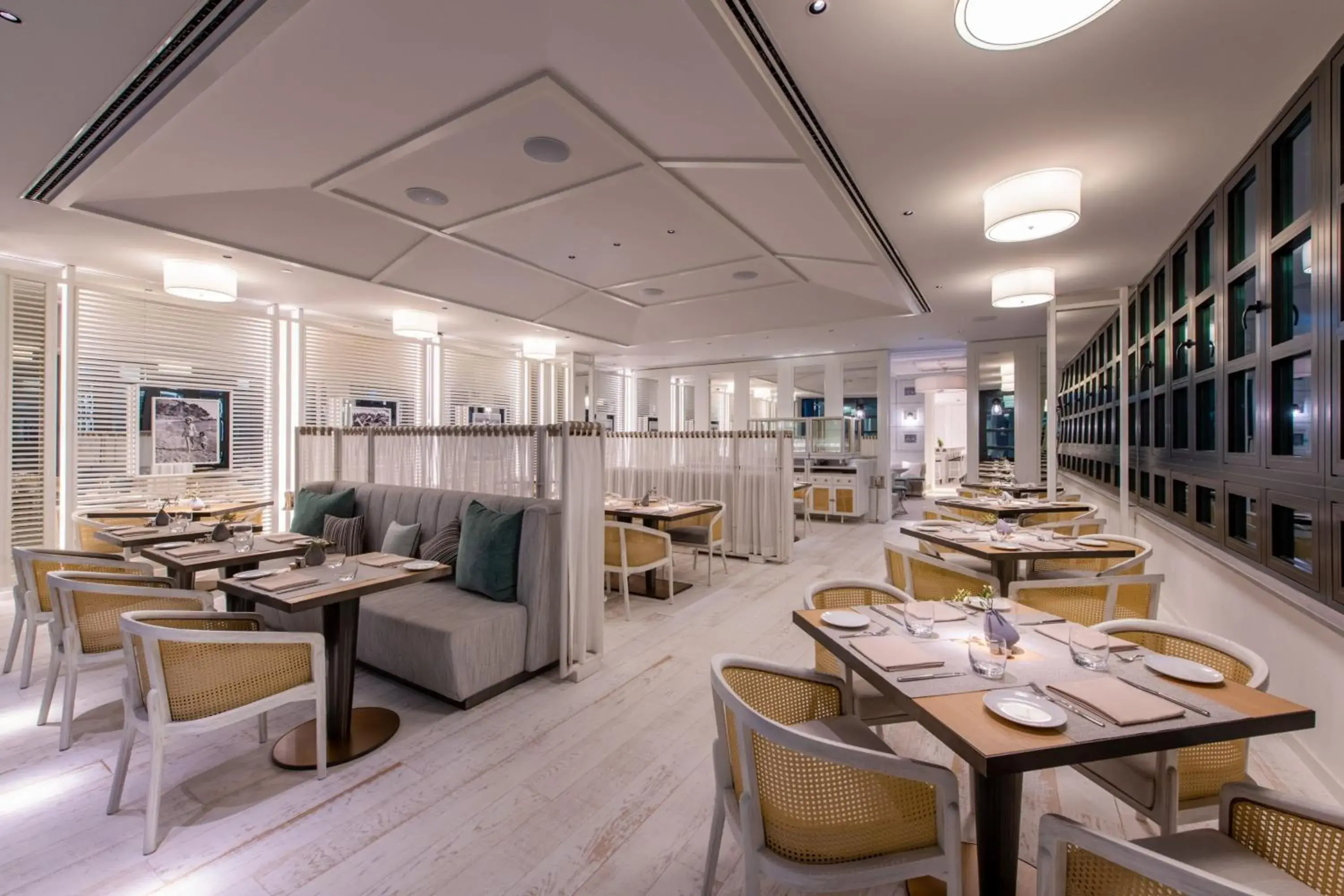 Restaurant/Places to Eat in W Residences Algarve