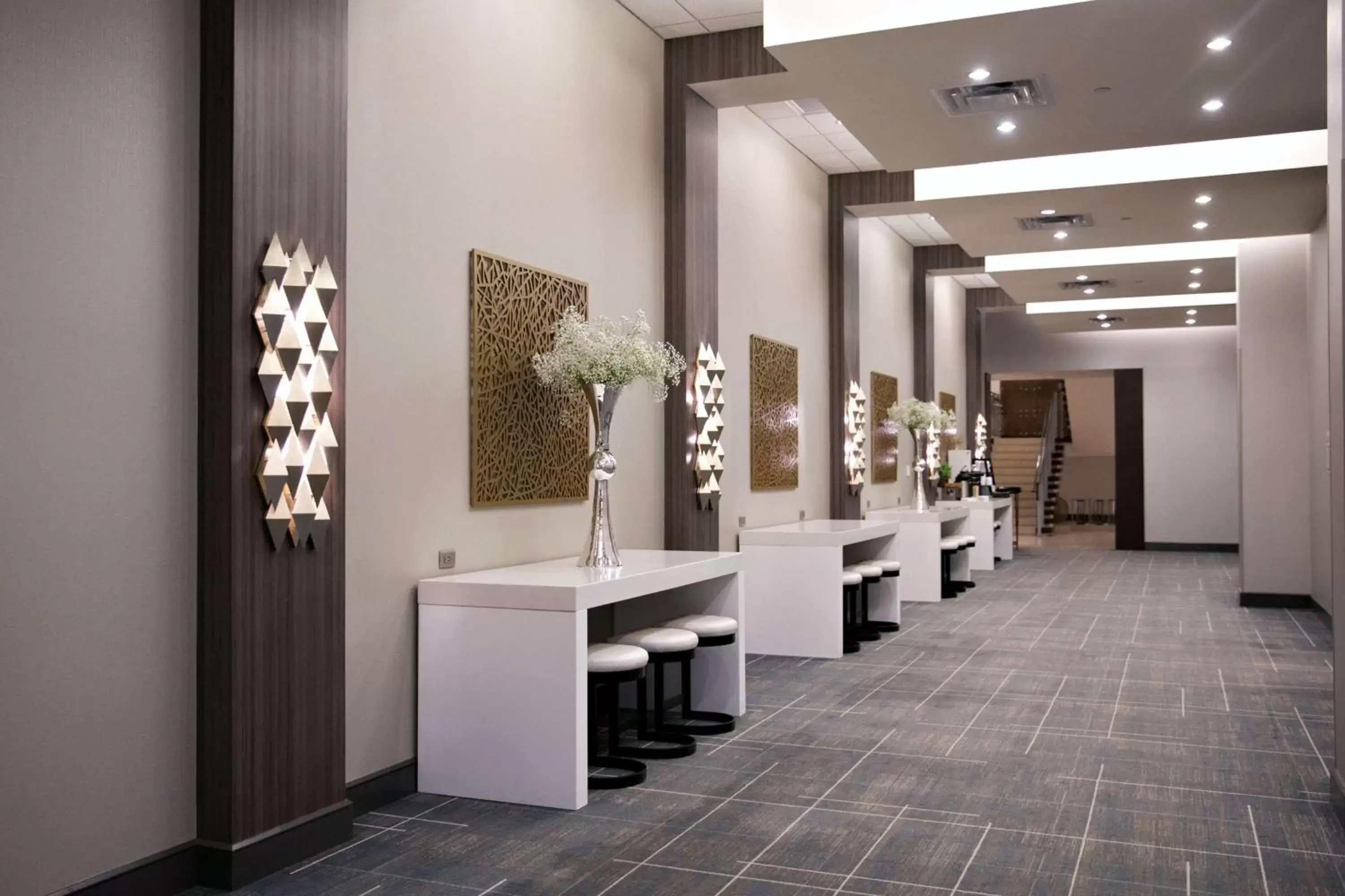 Meeting/conference room, Lobby/Reception in Hilton Minneapolis Bloomington