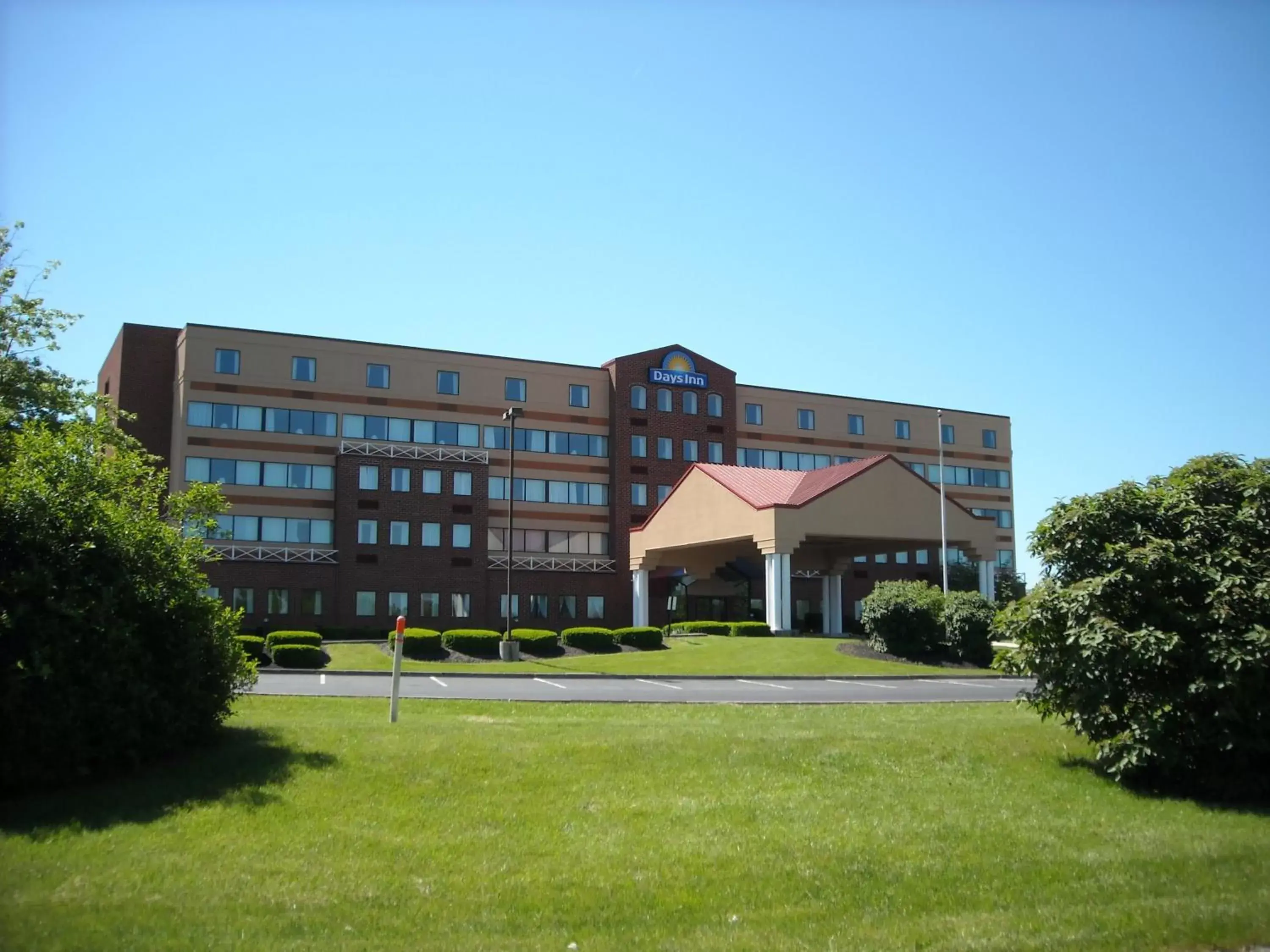 Facade/entrance in Days Inn by Wyndham Gettysburg Facade/entrance in Days Inn by Wyndham Gettysburg