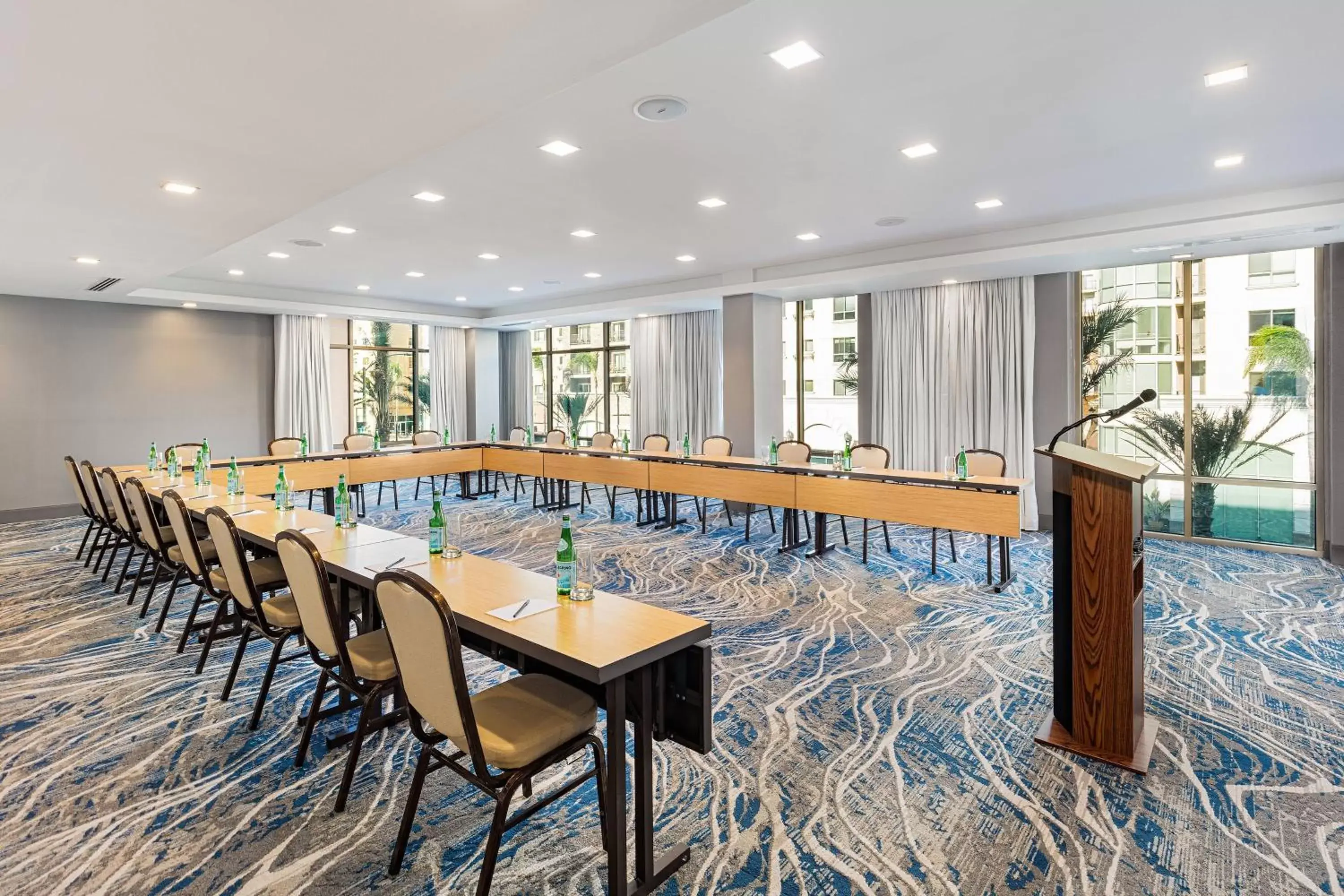 Meeting/conference room in Courtyard by Marriott Los Angeles Monterey Park