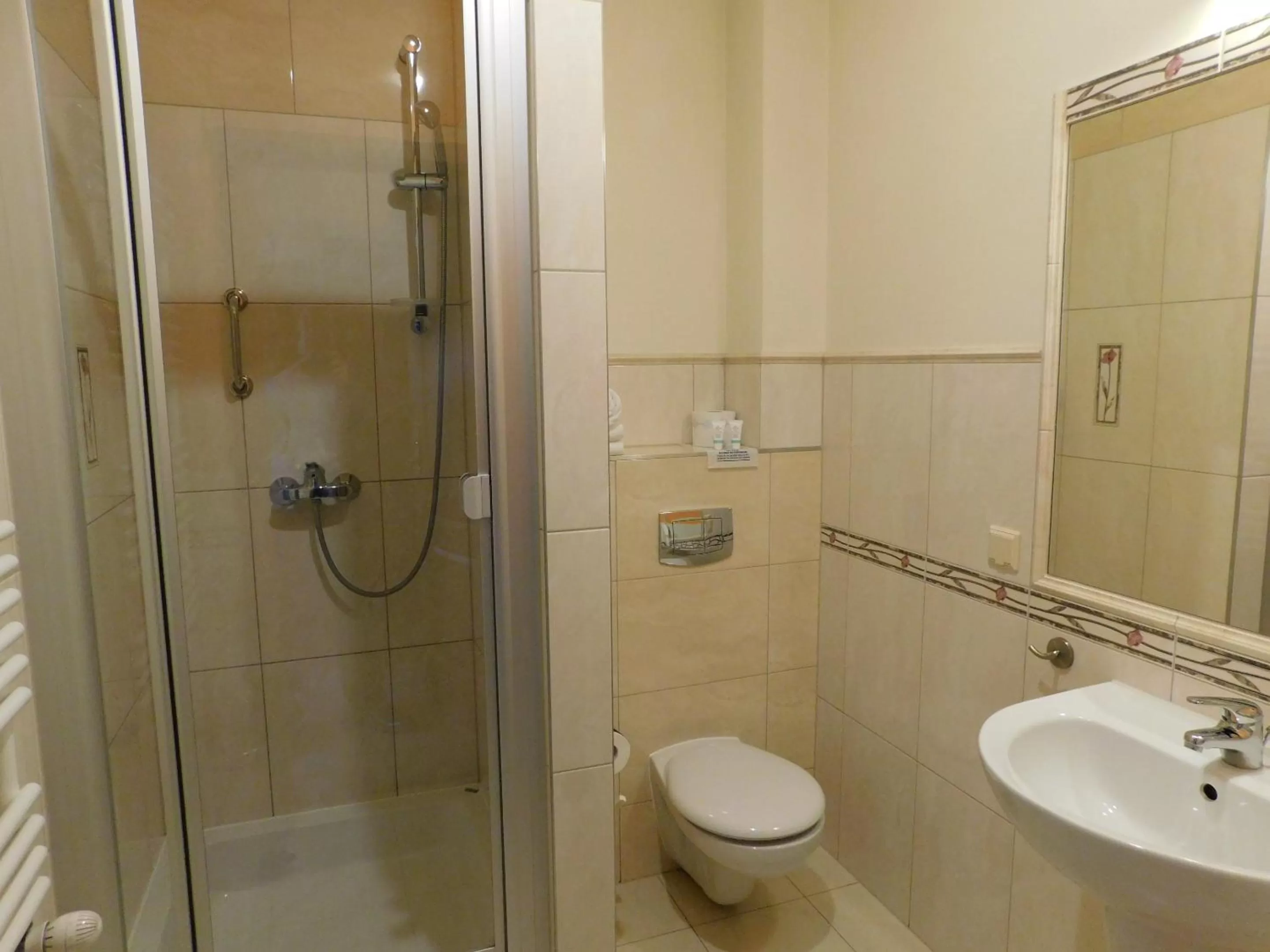 Photo of the whole room in Hotel Piast